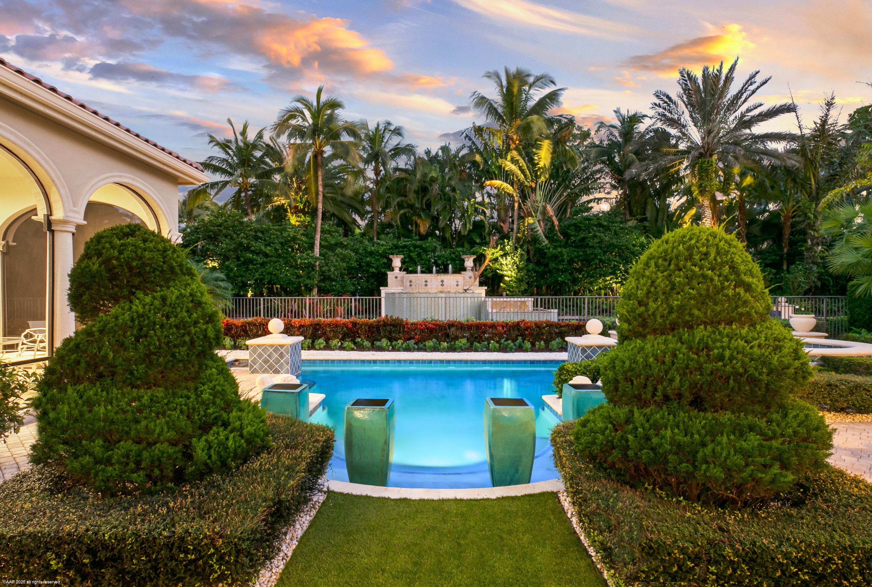 OLD PALM - Residential