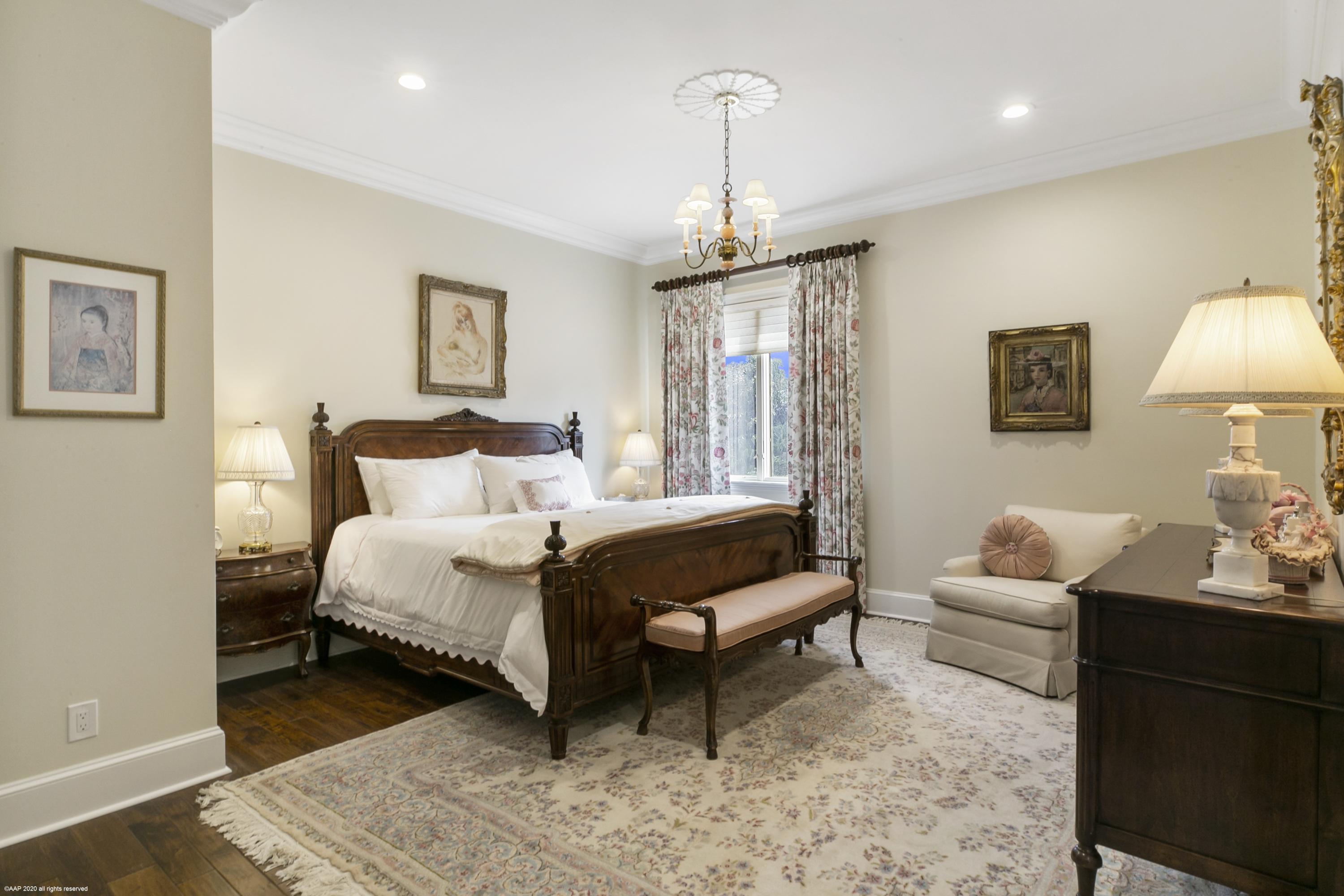 OLD PALM - Residential