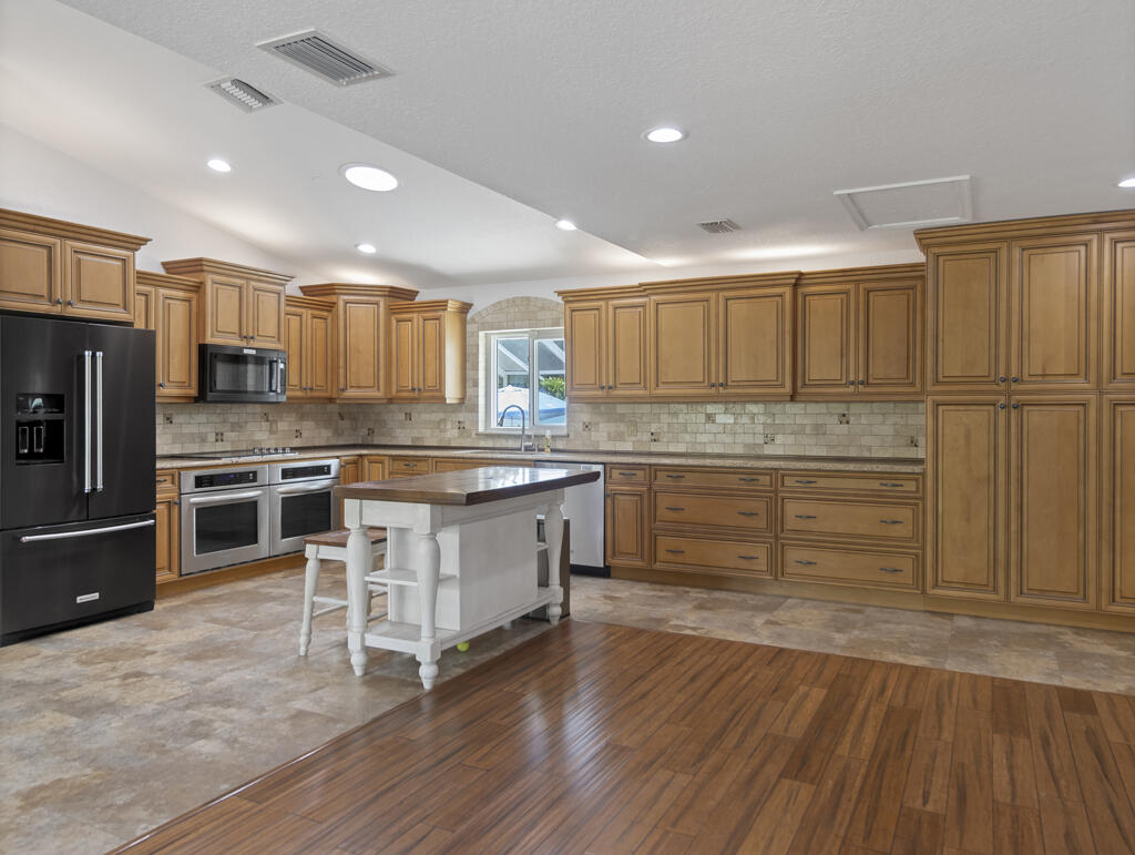 Acreage - Residential