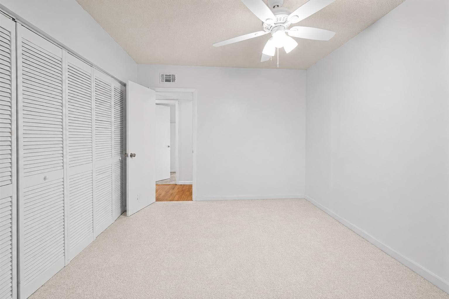 EMERALD ISLES WEST PHASE 1 CONDO - Residential Lease
