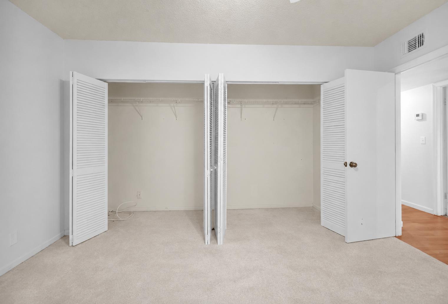 EMERALD ISLES WEST PHASE 1 CONDO - Residential Lease