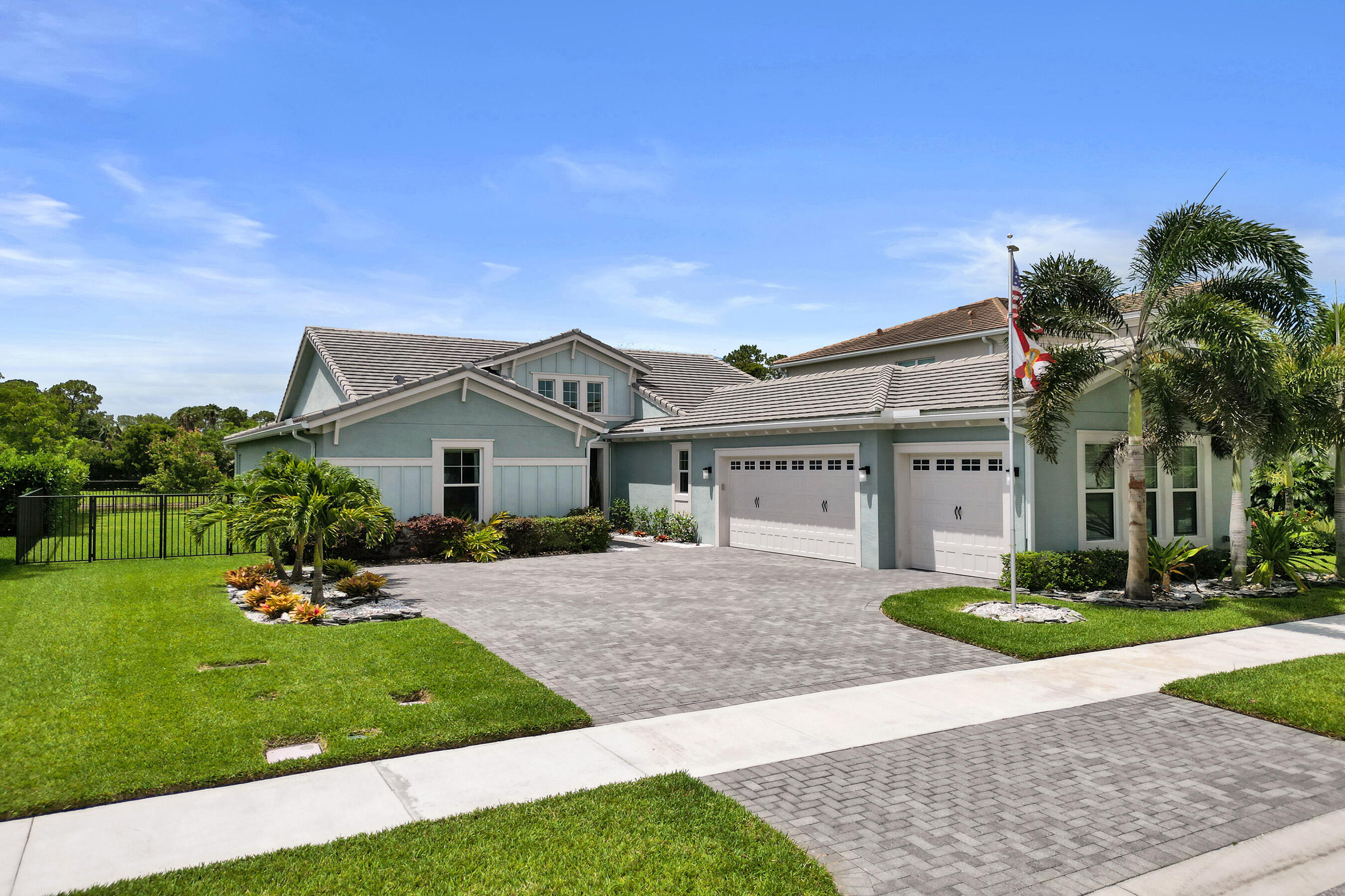 GROVES OF WESTLAKE - Residential