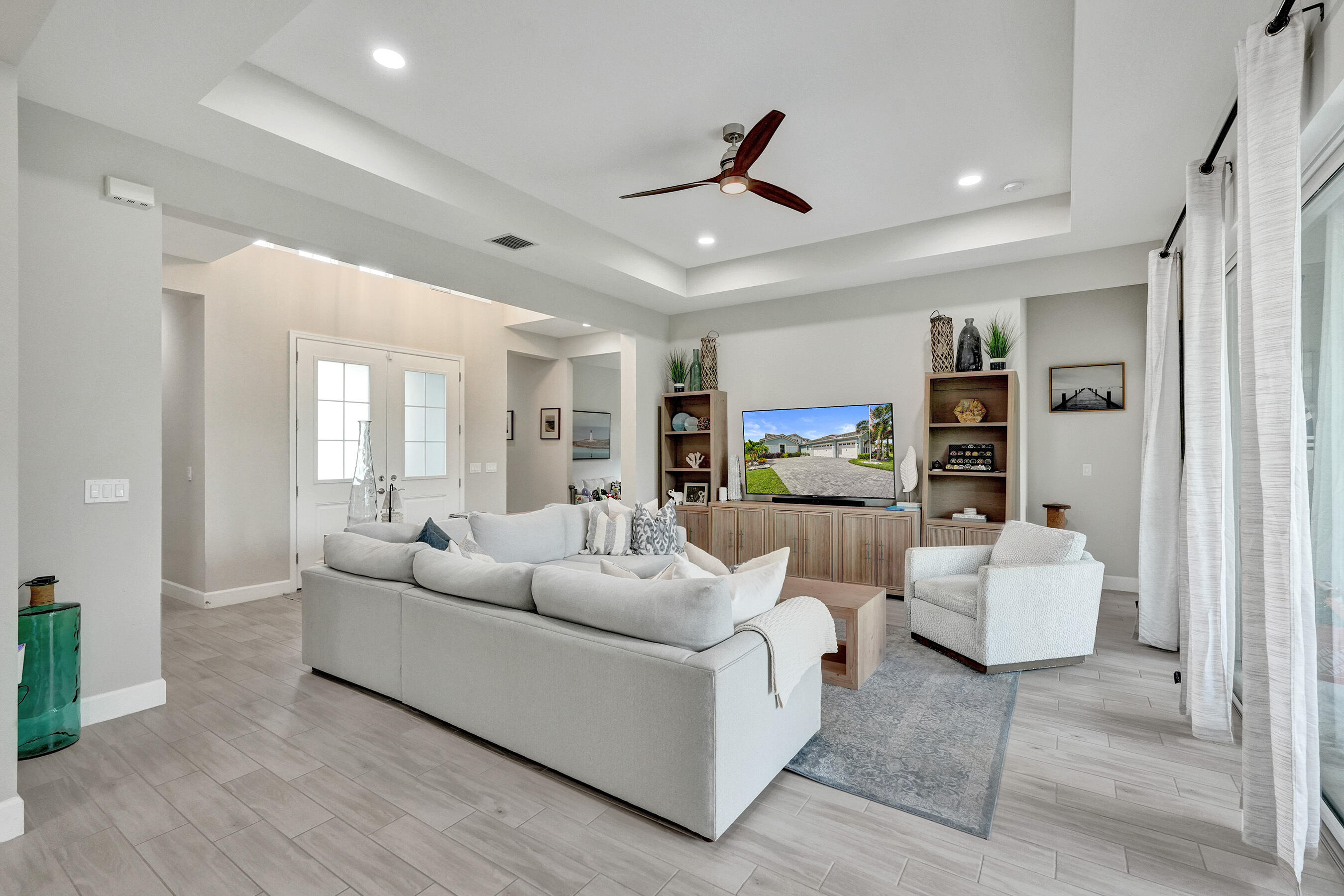 GROVES OF WESTLAKE - Residential