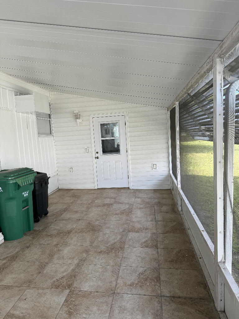RESUBDIVISION OF 9/10-37-41 - Residential