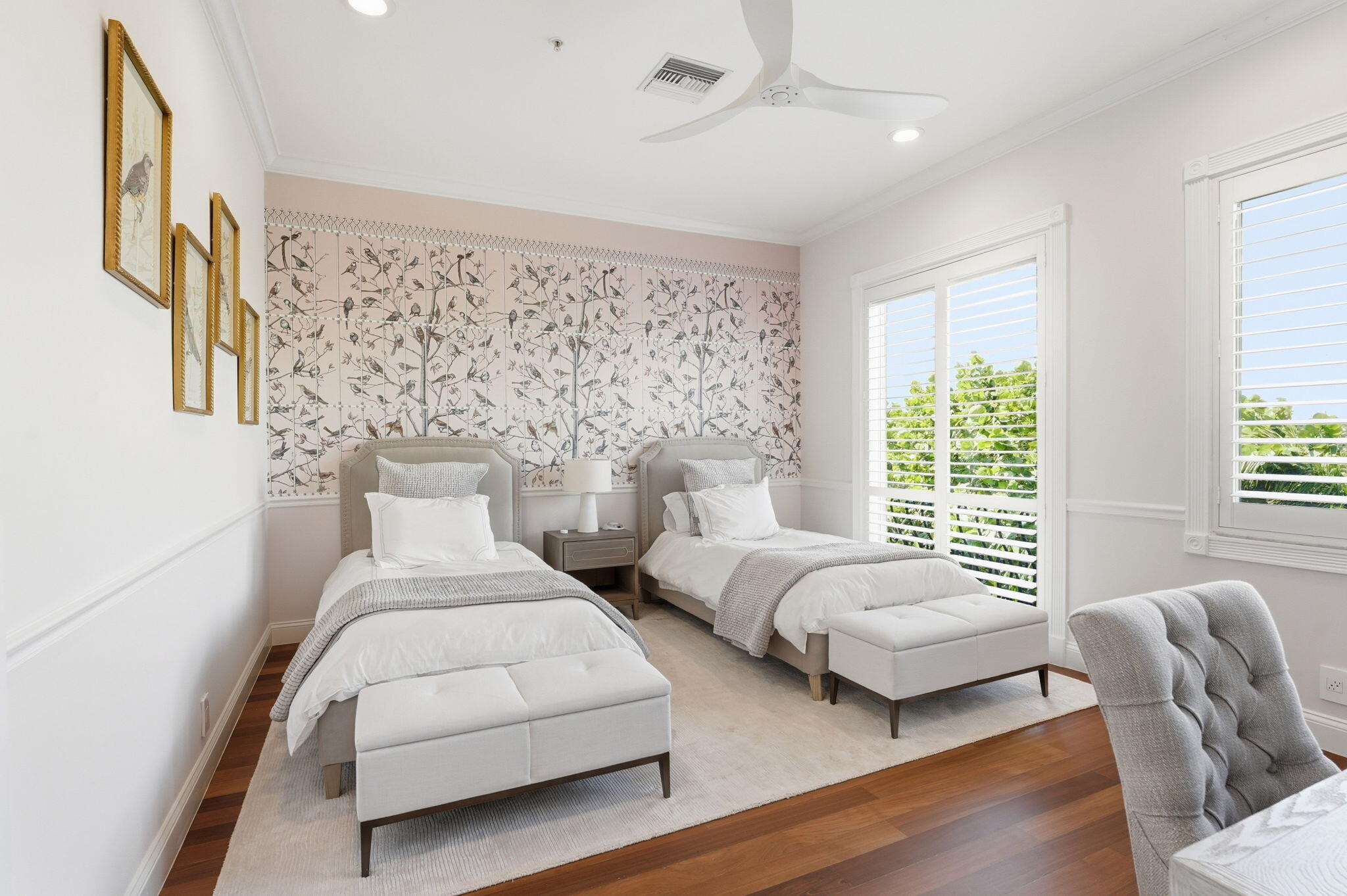 SATURNIA - Residential Lease