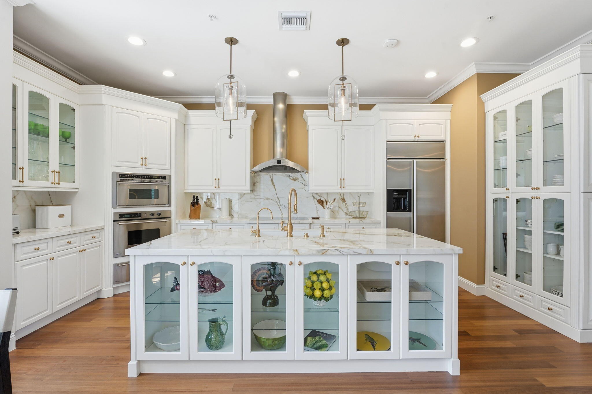 SATURNIA - Residential Lease