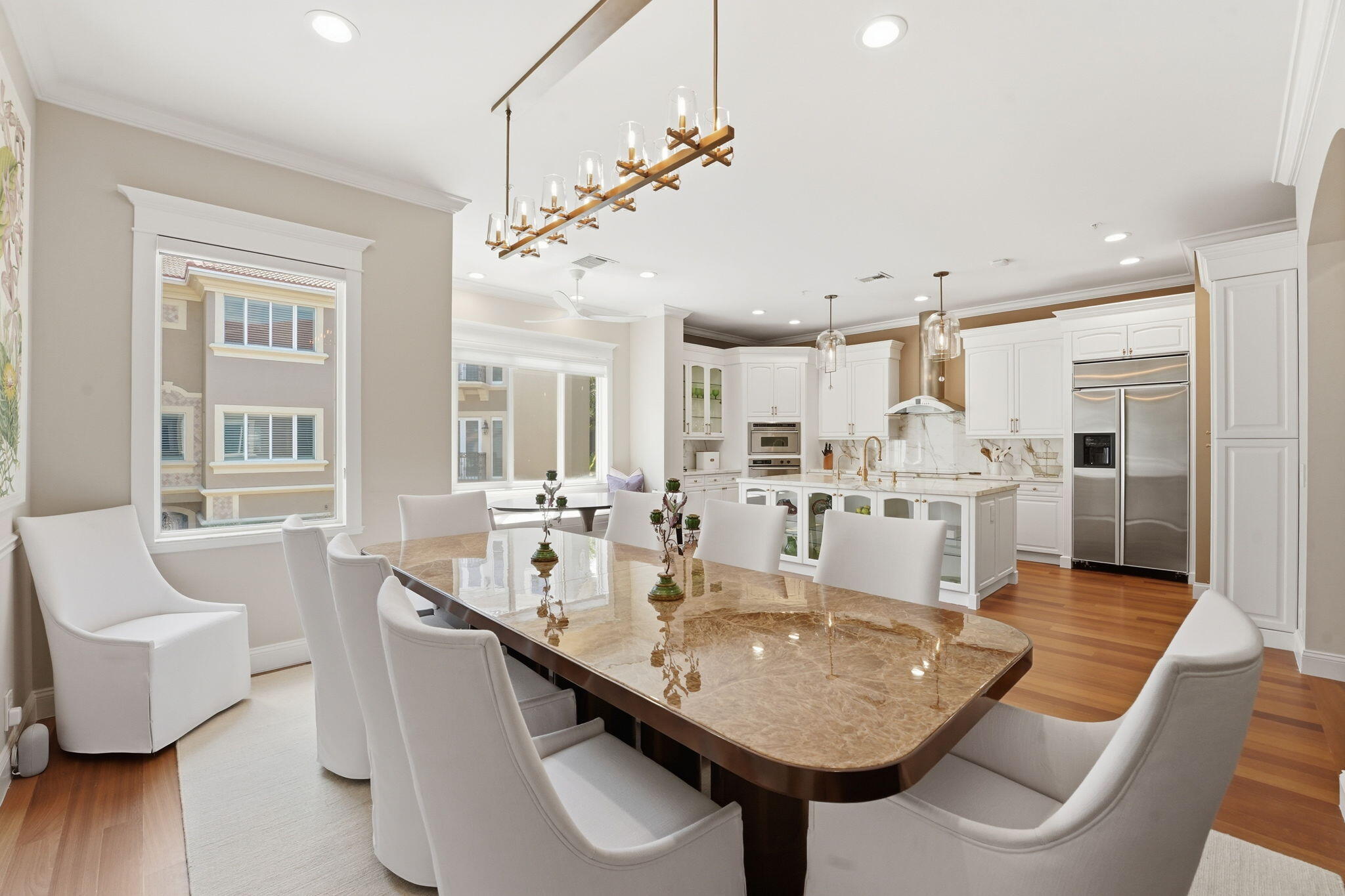 SATURNIA - Residential Lease