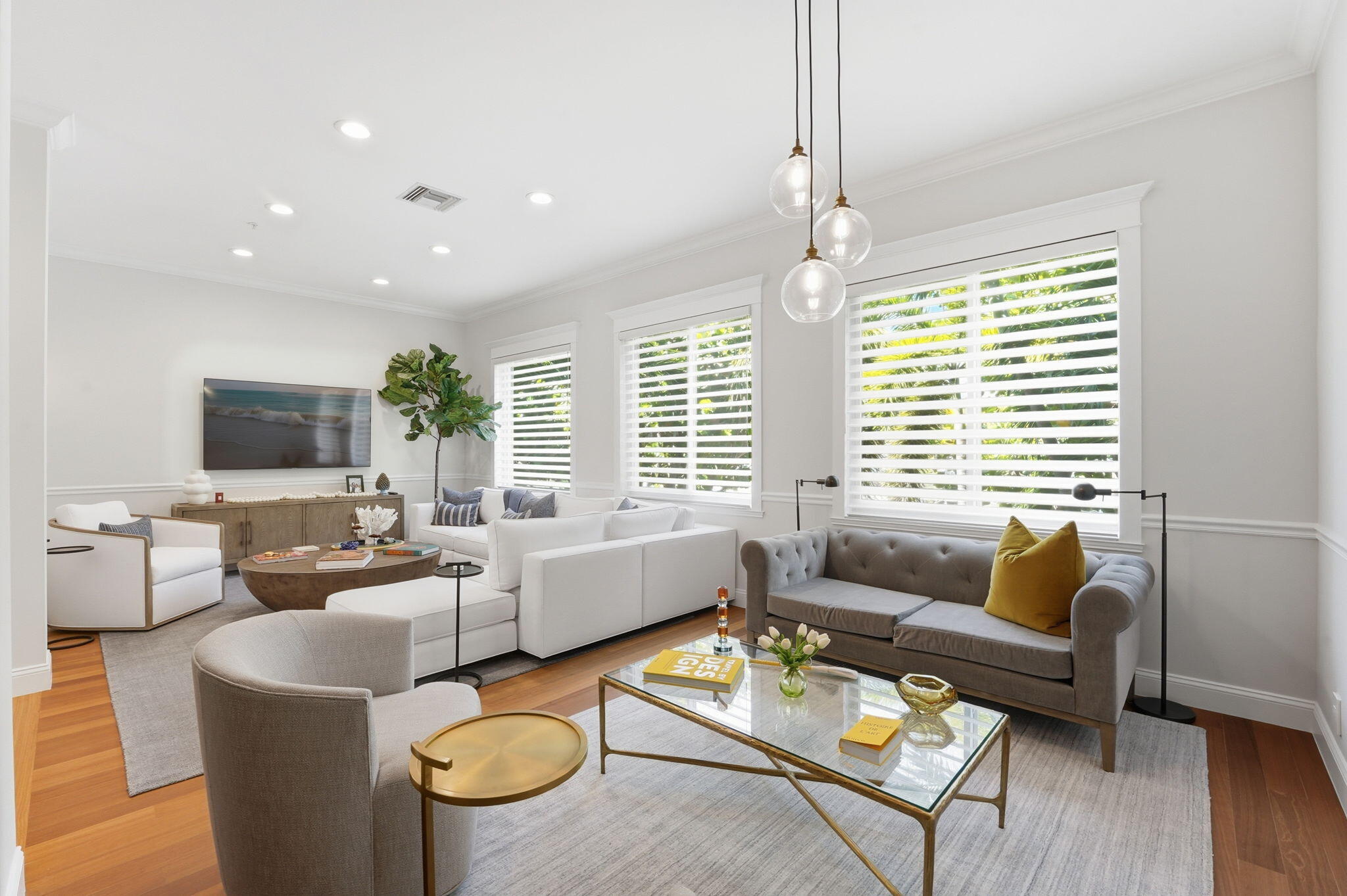 SATURNIA - Residential Lease