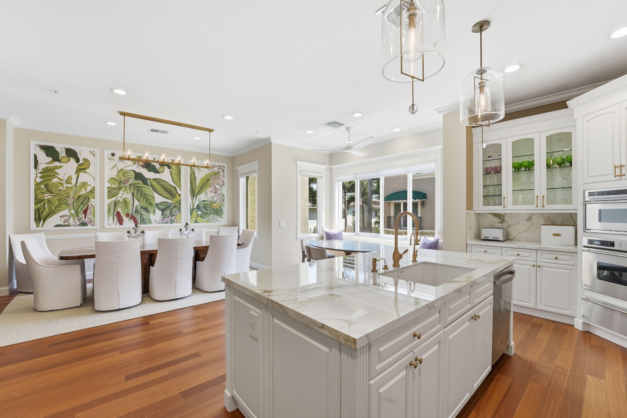 SATURNIA - Residential Lease