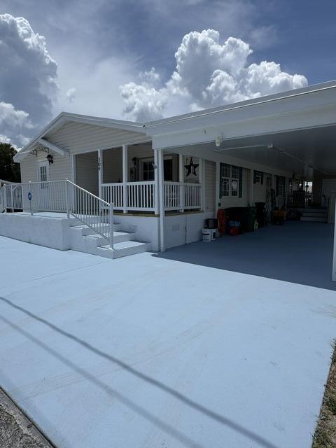 WHISPERING CREEK - Residential