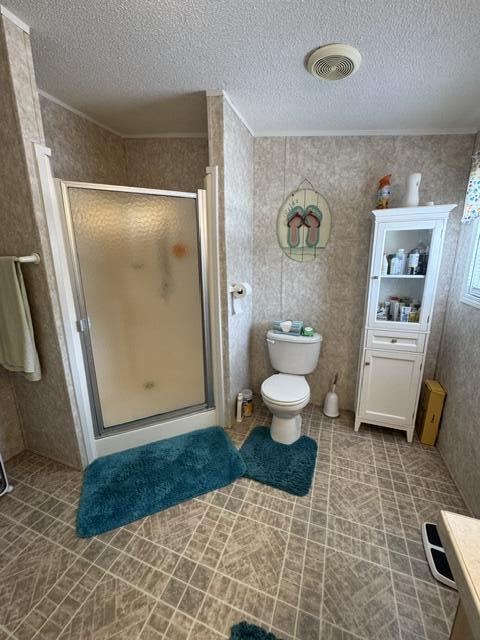 WHISPERING CREEK - Residential