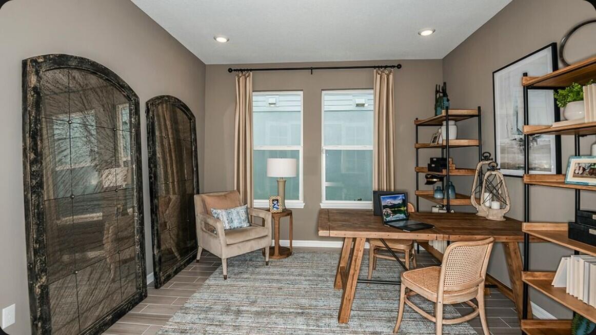 VERANDA OAKS - Residential