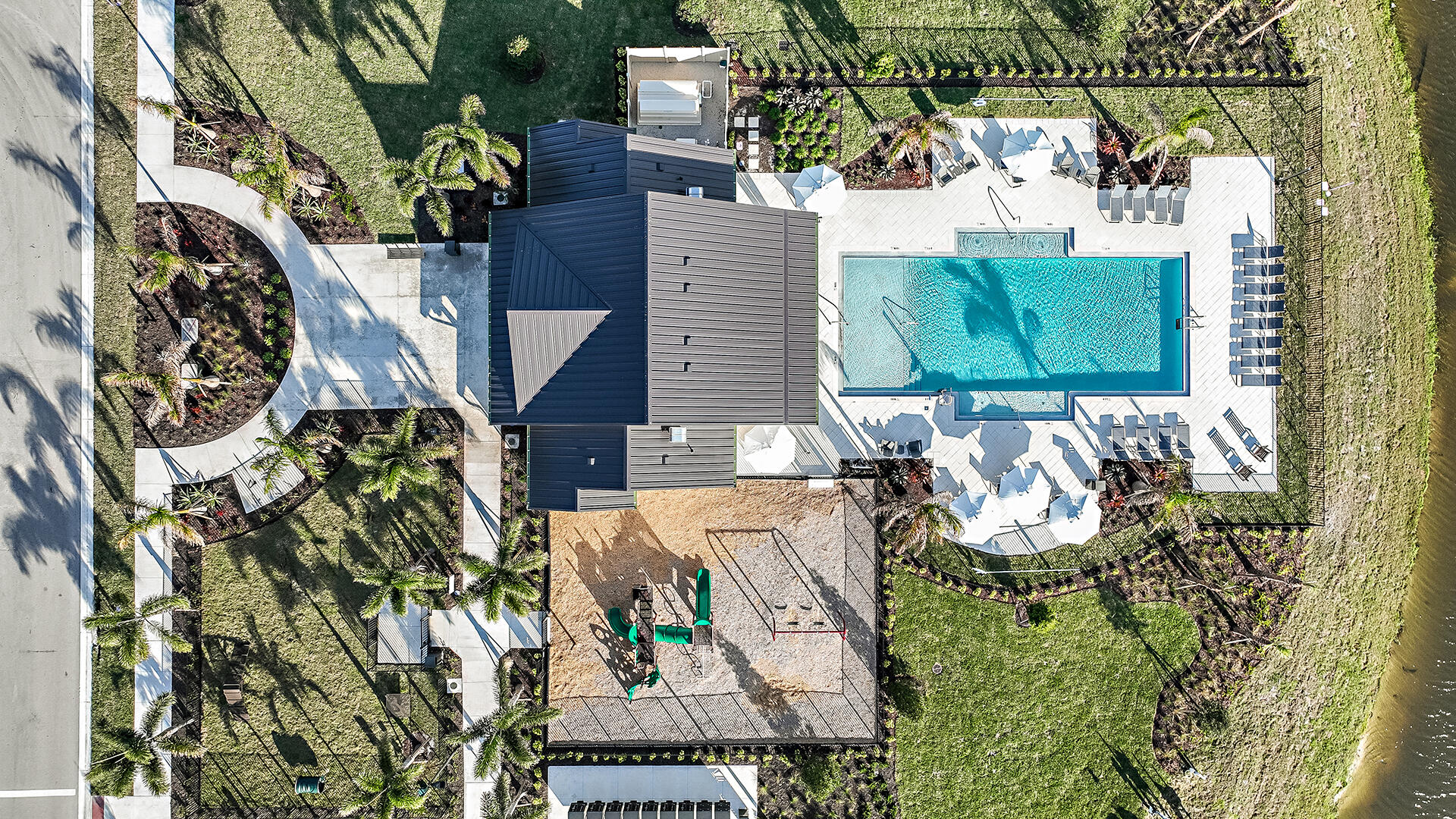 VERANDA OAKS - Residential