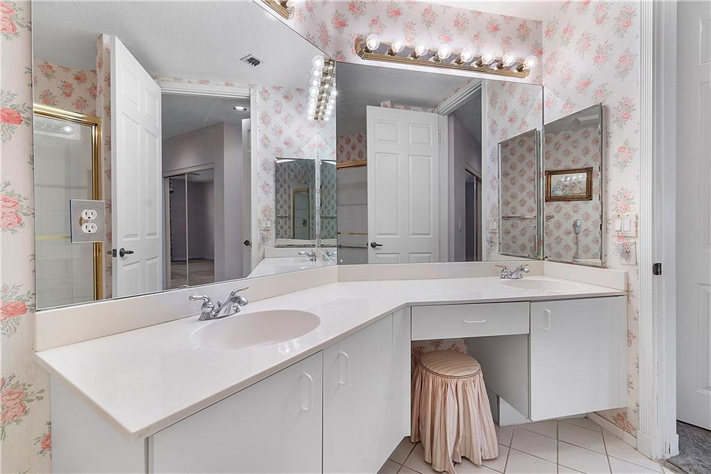 Exeter Condo A - Residential