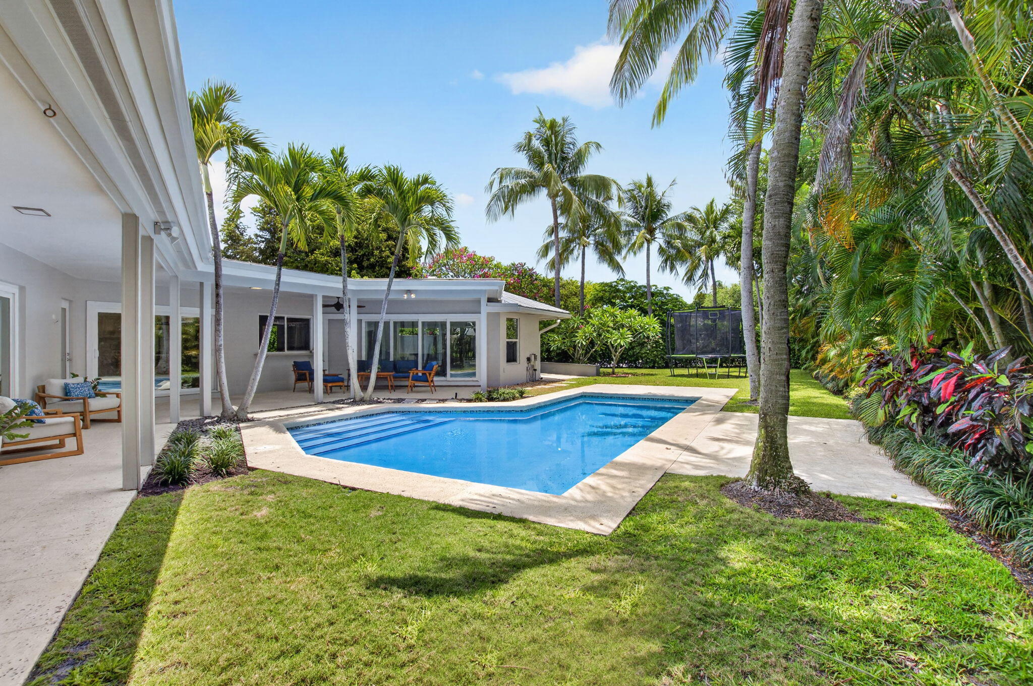 LAKE SHORE ESTATES - Residential