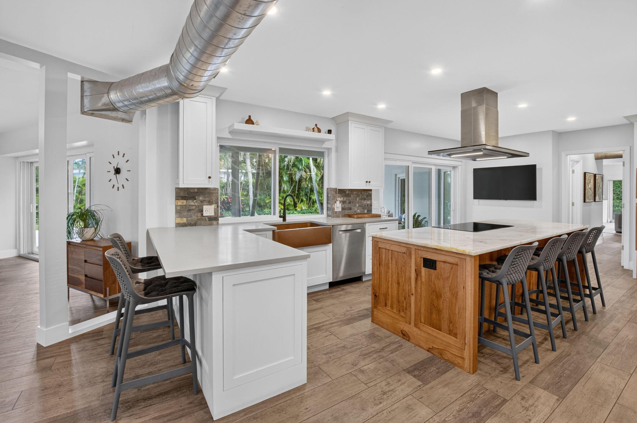 LAKE SHORE ESTATES - Residential