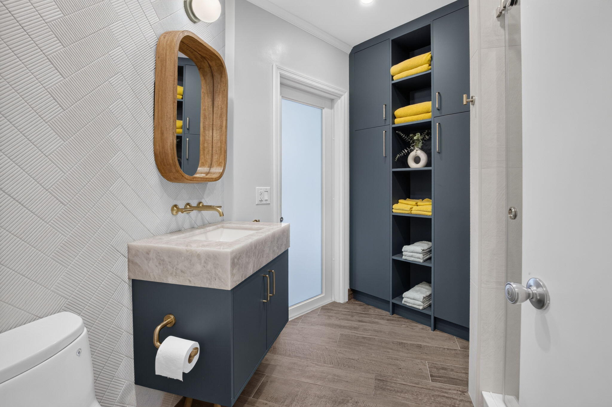 LAKE SHORE ESTATES - Residential