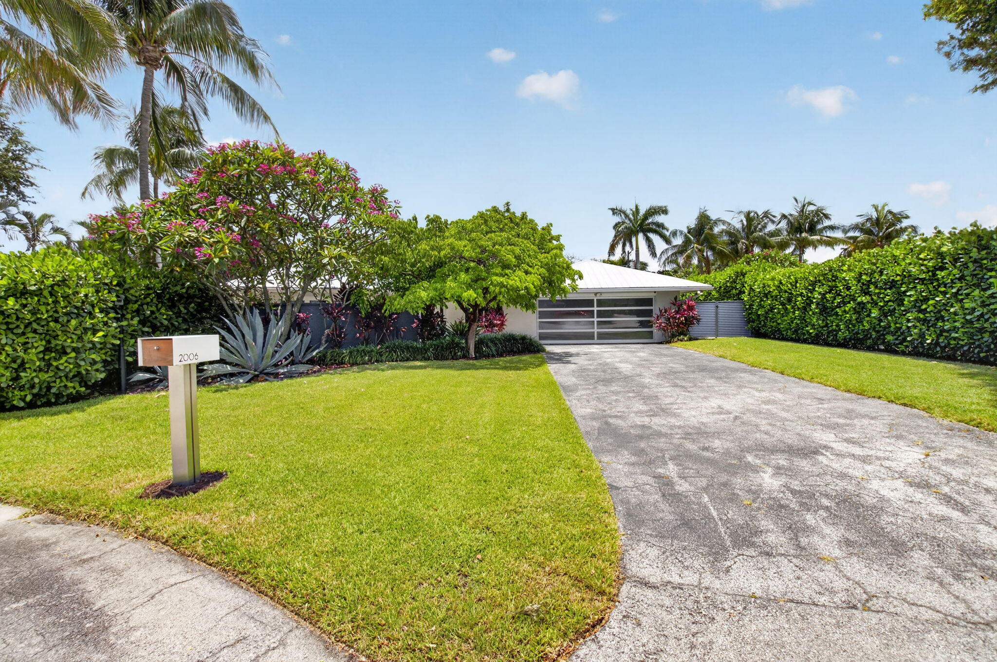 LAKE SHORE ESTATES - Residential