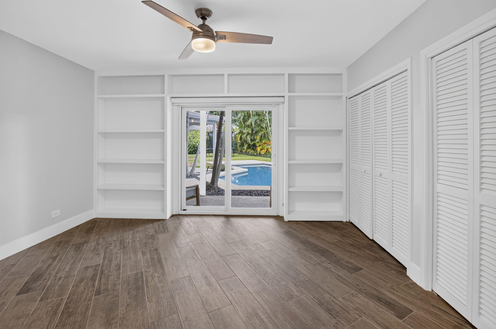 LAKE SHORE ESTATES - Residential
