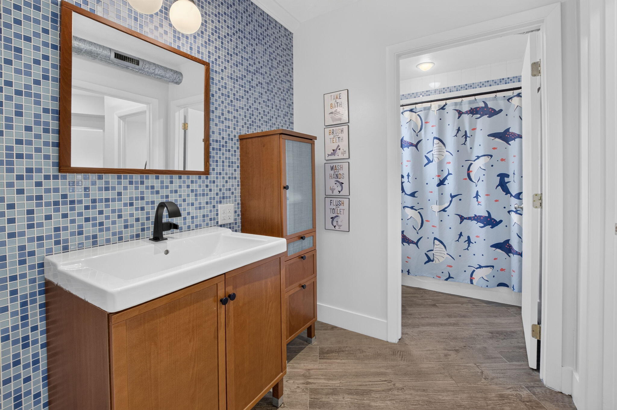 LAKE SHORE ESTATES - Residential