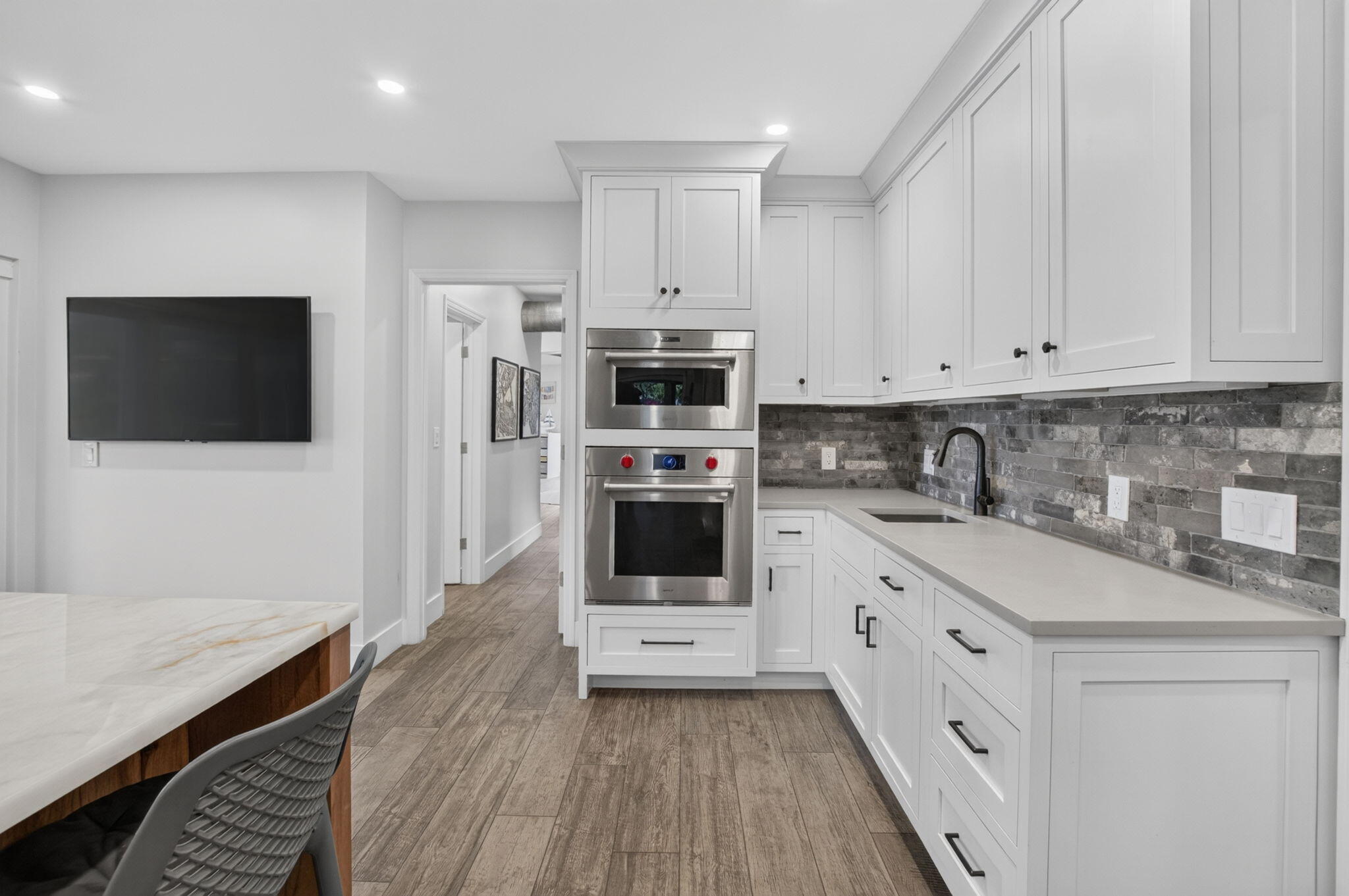 LAKE SHORE ESTATES - Residential