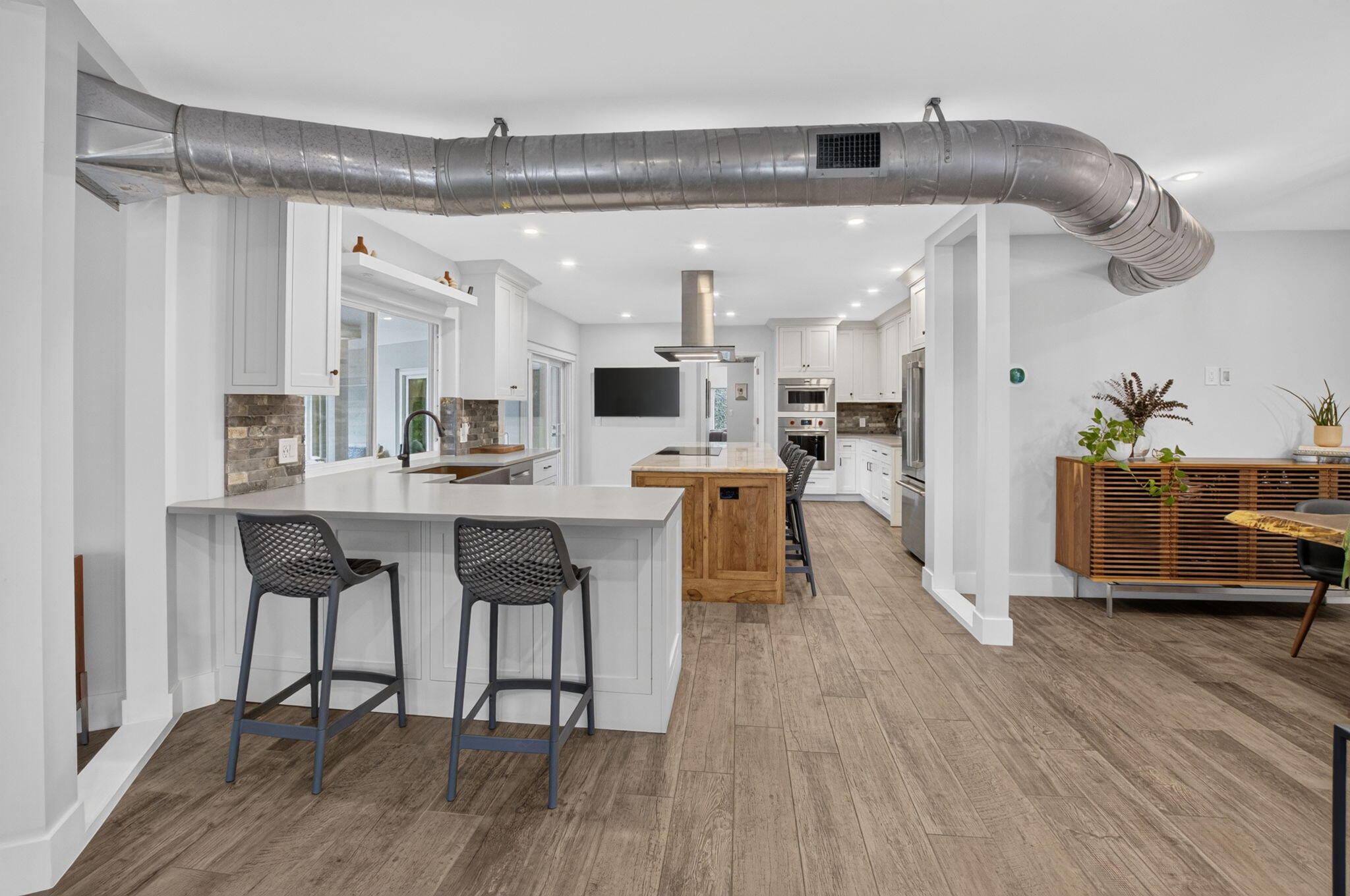 LAKE SHORE ESTATES - Residential