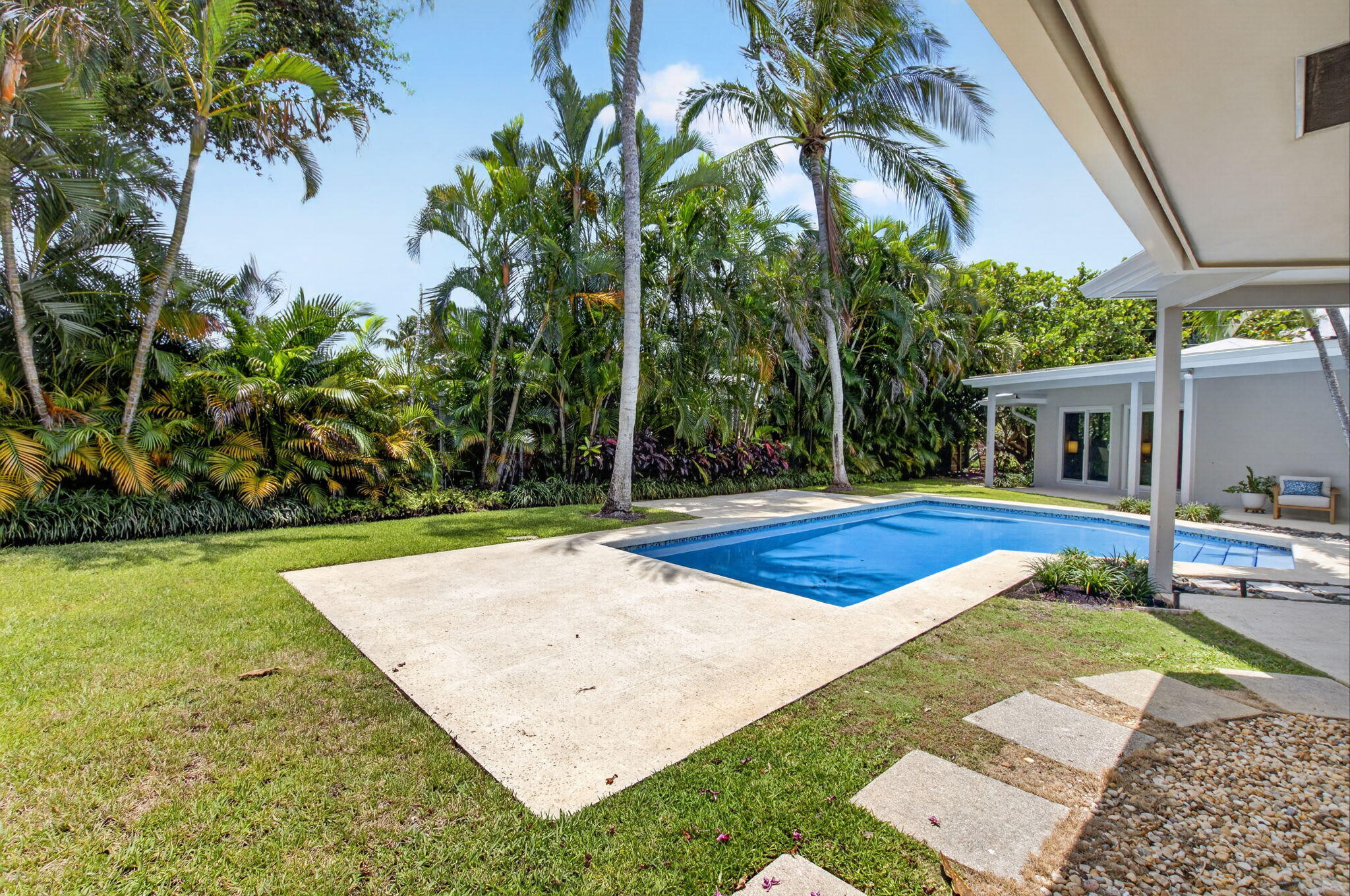 LAKE SHORE ESTATES - Residential