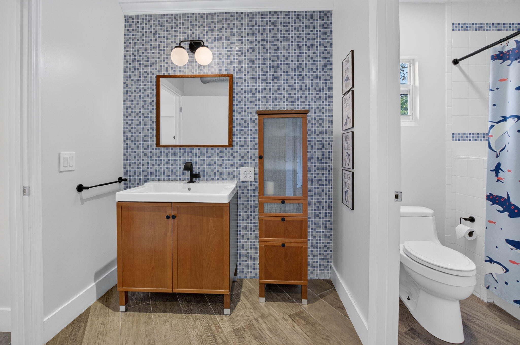 LAKE SHORE ESTATES - Residential