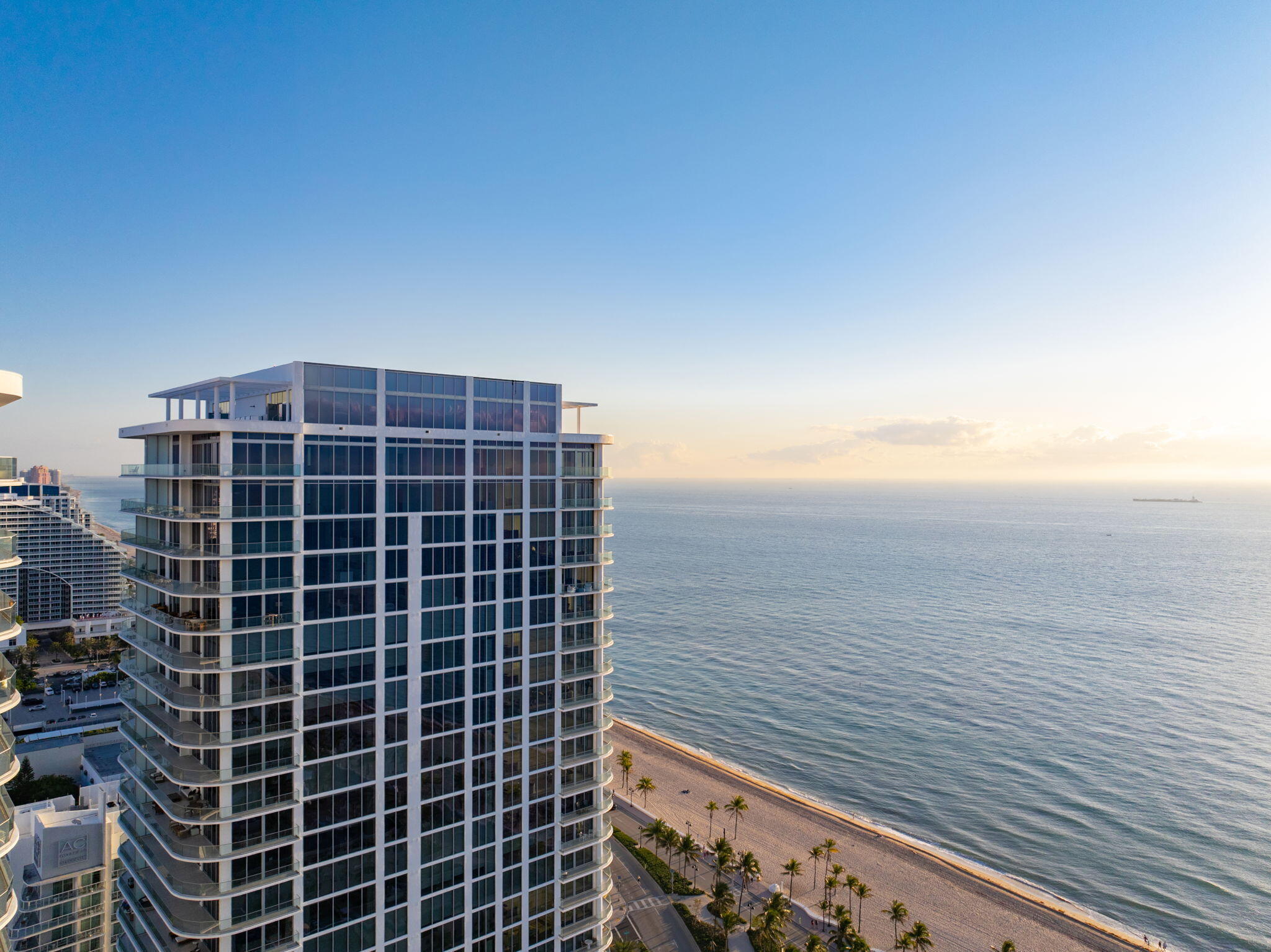 Selene Oceanfront Residences - Residential