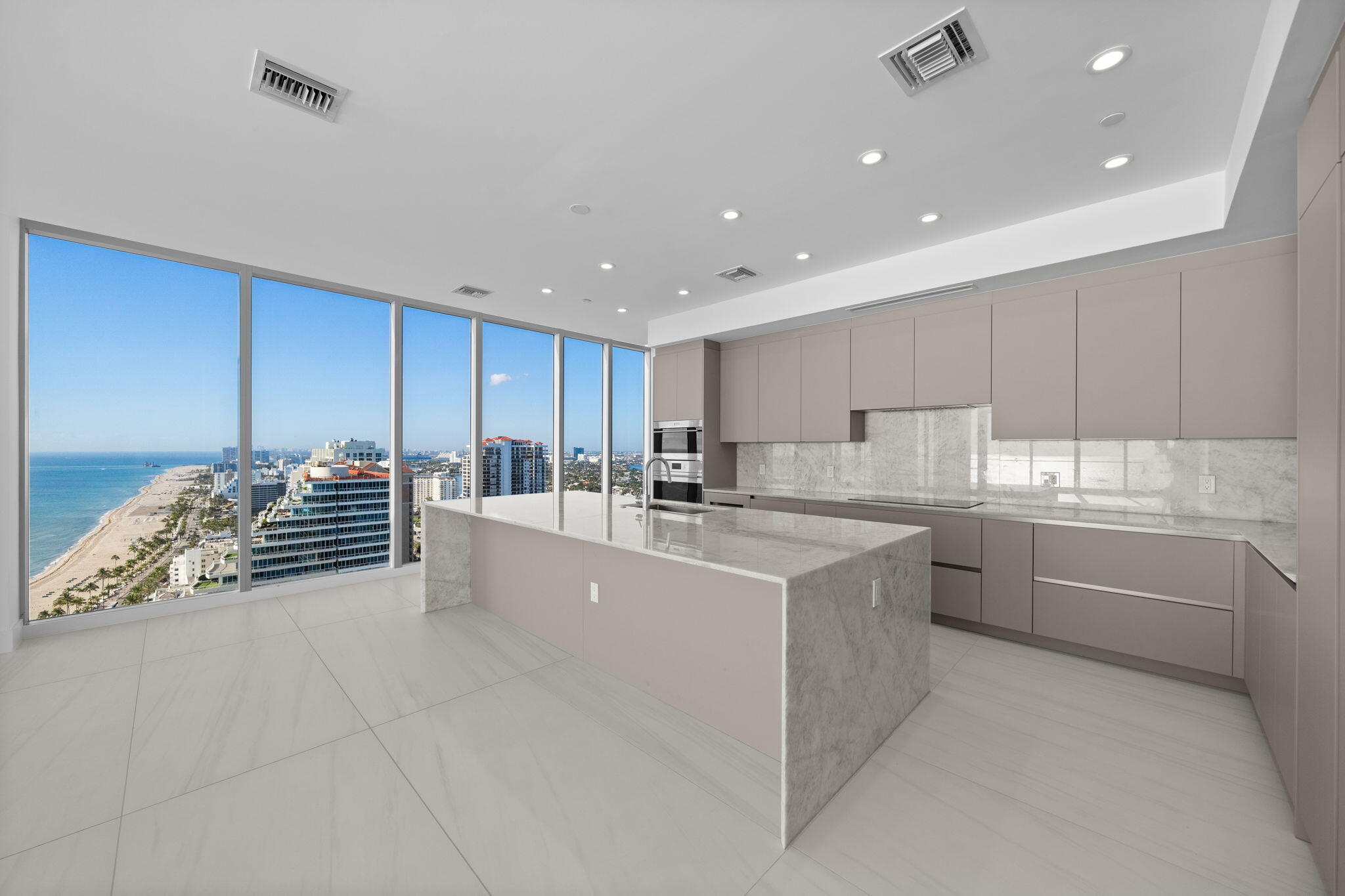 Selene Oceanfront Residences - Residential