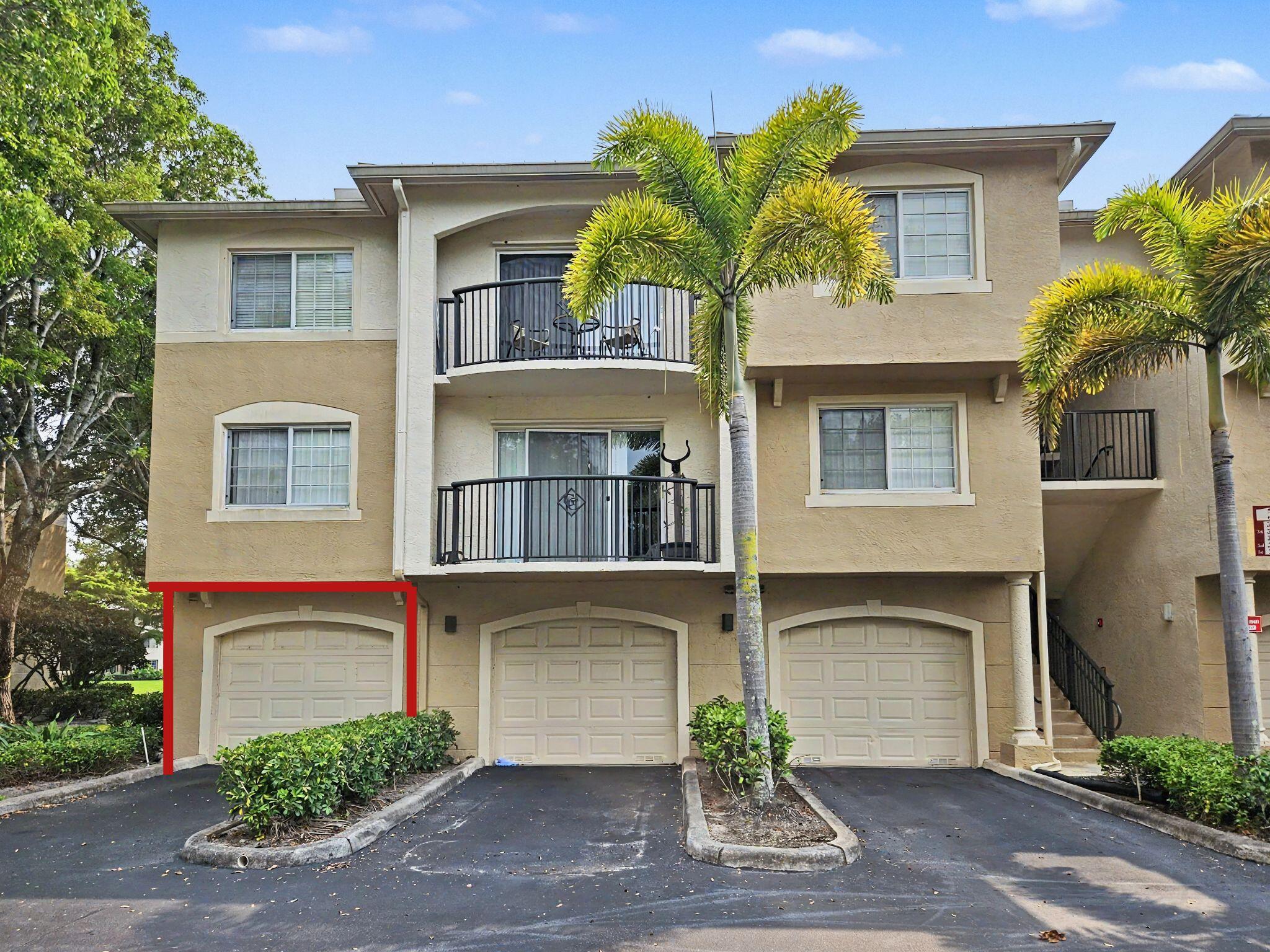 GRAND VIEW AT CRESTWOOD CONDO - Residential