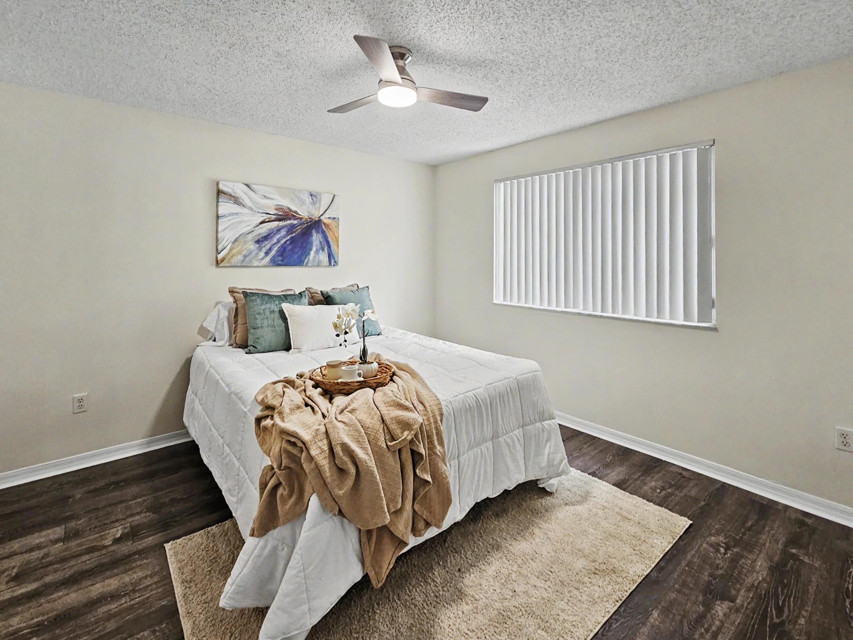 GRAND VIEW AT CRESTWOOD CONDO - Residential