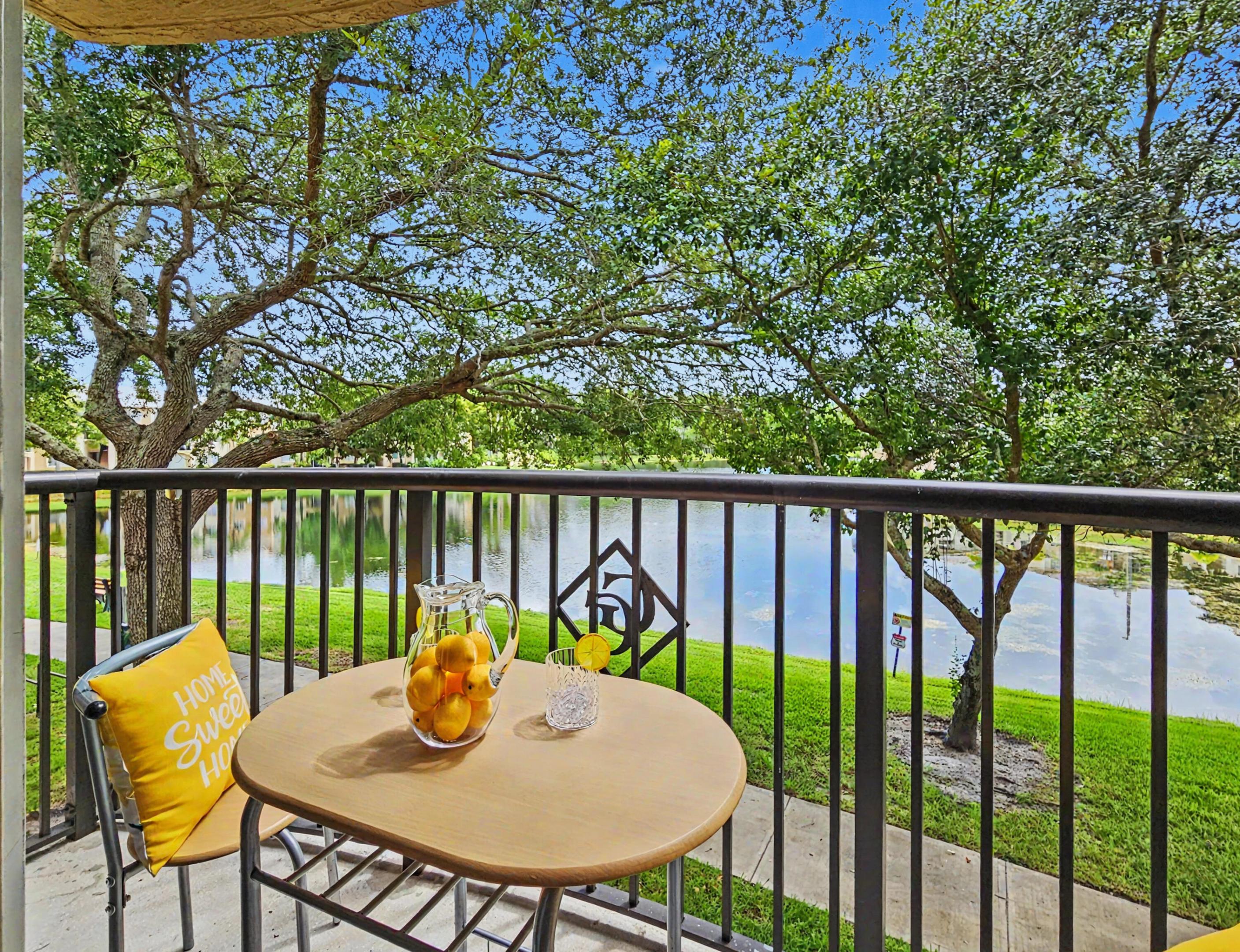 GRAND VIEW AT CRESTWOOD CONDO - Residential