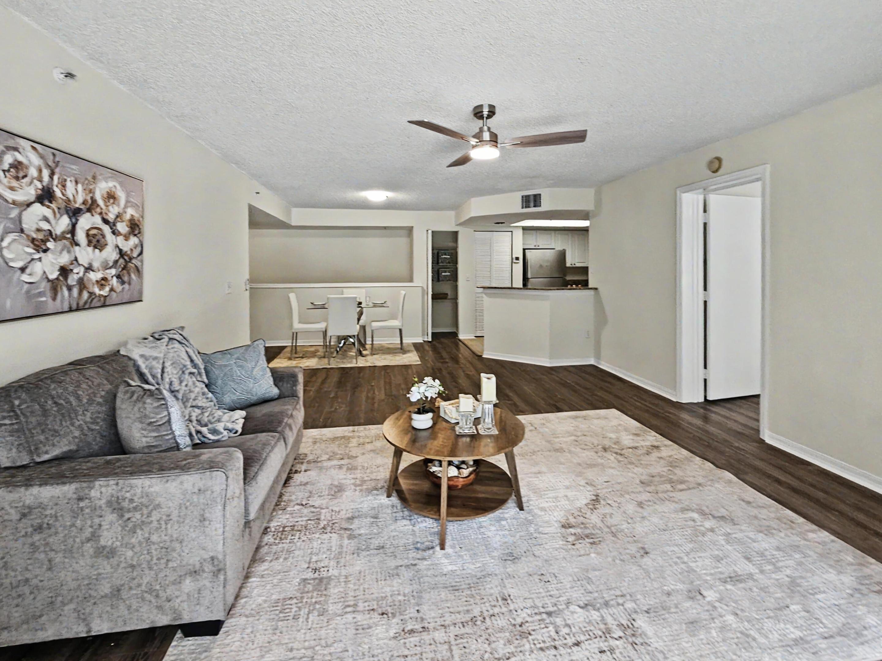 GRAND VIEW AT CRESTWOOD CONDO - Residential