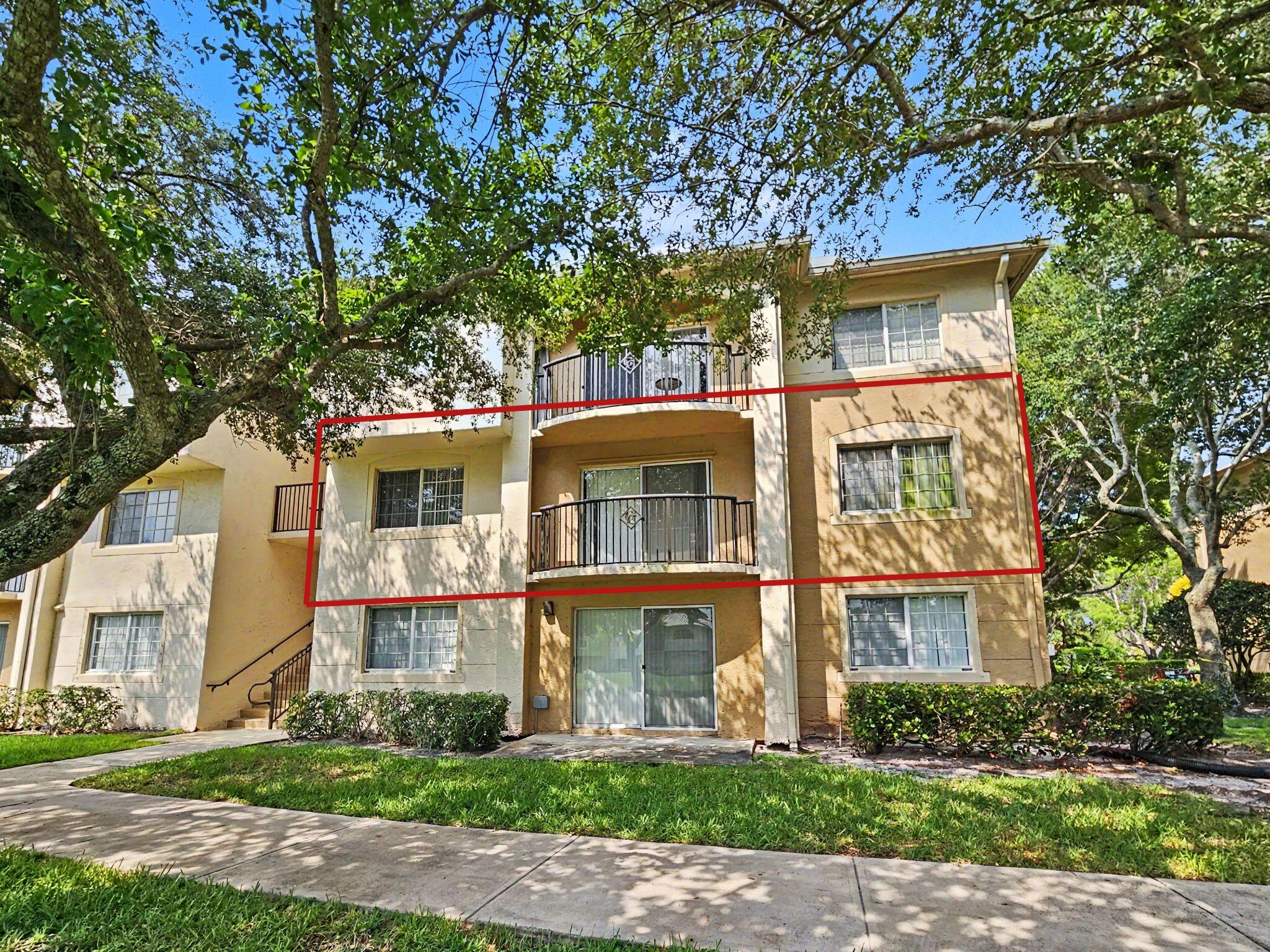 GRAND VIEW AT CRESTWOOD CONDO - Residential