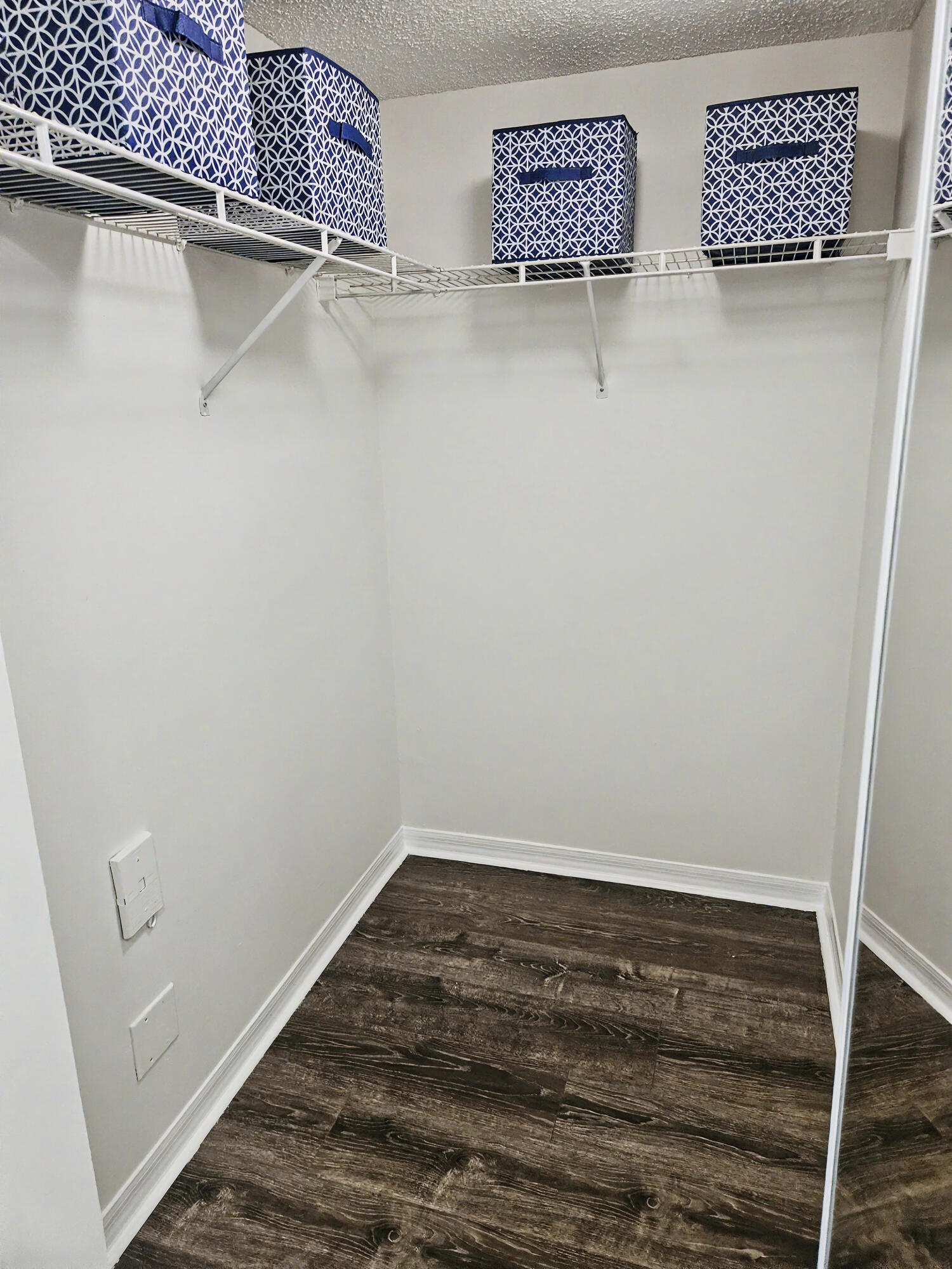 GRAND VIEW AT CRESTWOOD CONDO - Residential