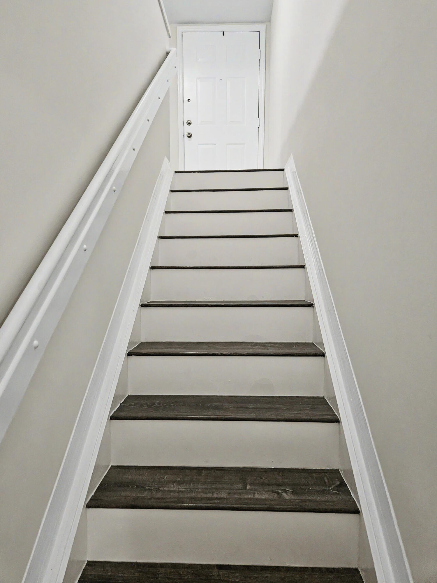 GRAND VIEW AT CRESTWOOD CONDO - Residential