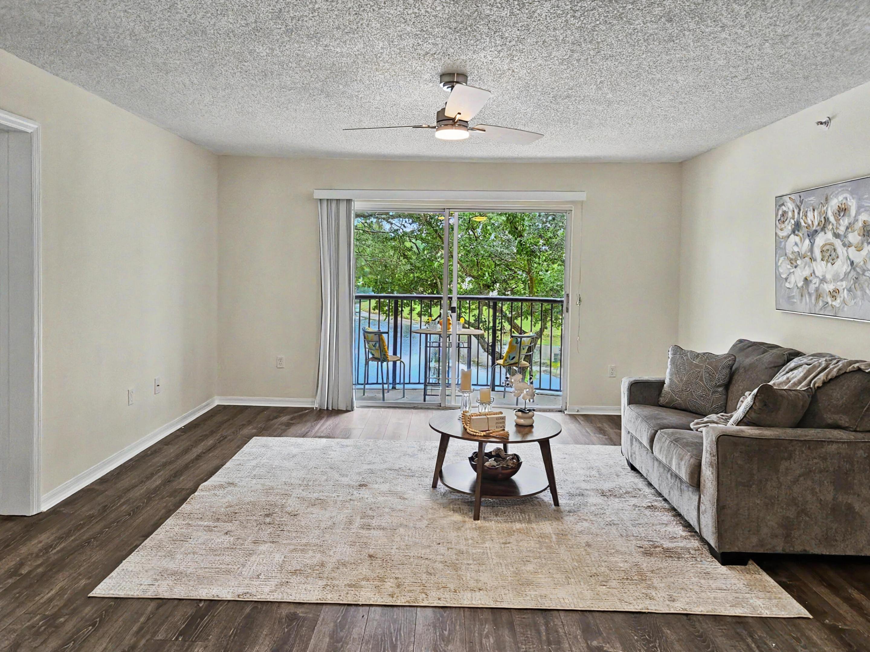 GRAND VIEW AT CRESTWOOD CONDO - Residential