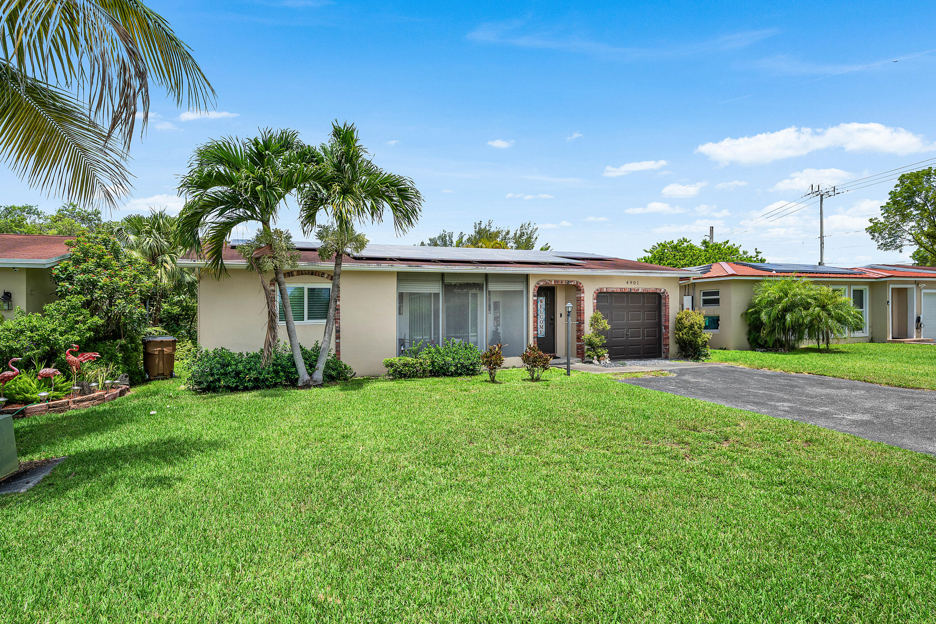 CRYSTAL LAKE 4TH SEC - Residential
