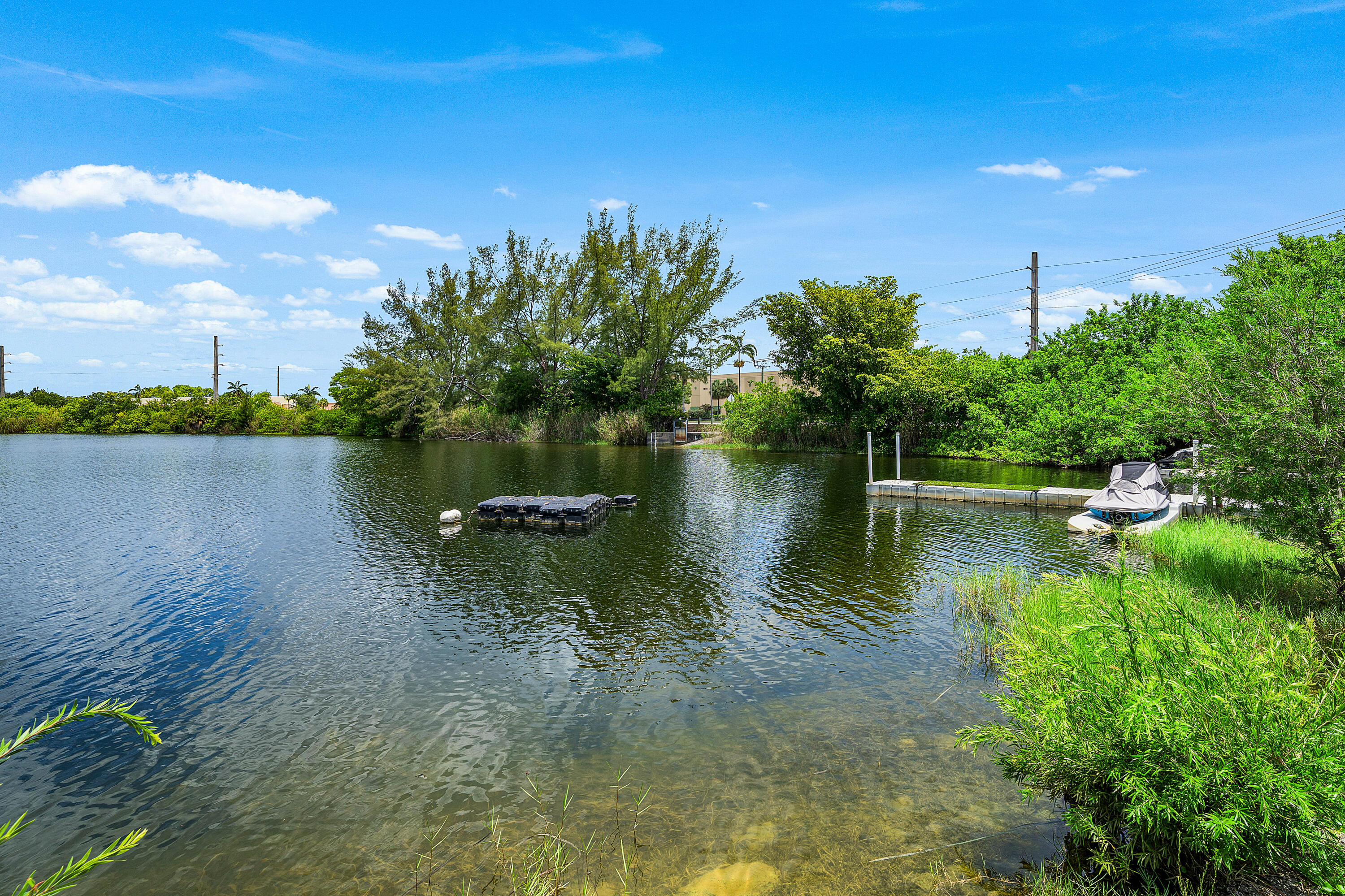 CRYSTAL LAKE 4TH SEC - Residential