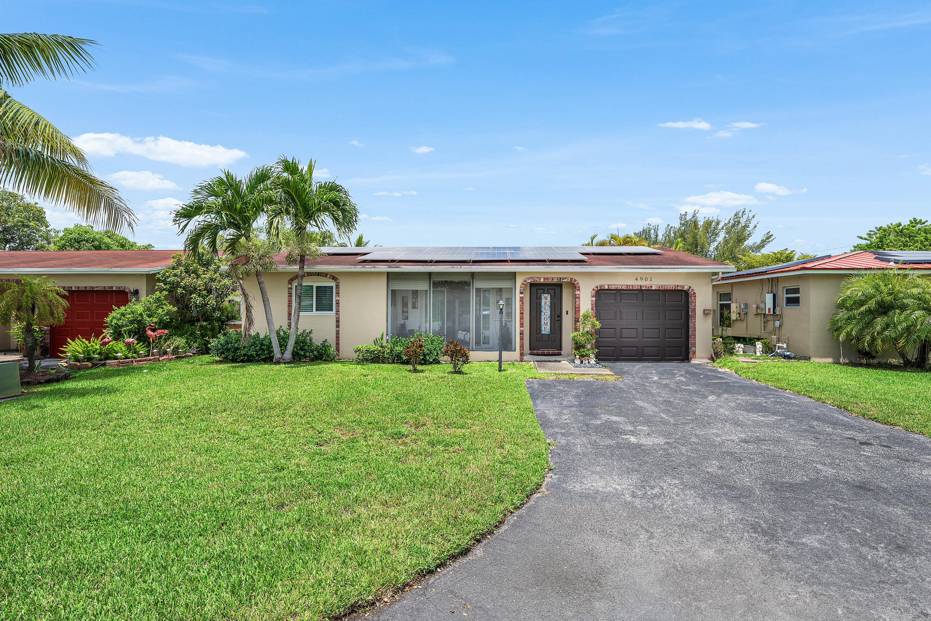 CRYSTAL LAKE 4TH SEC - Residential