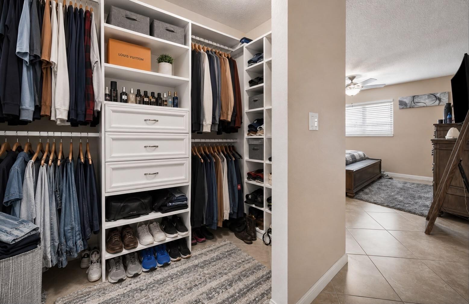 CRYSTAL LAKE 4TH SEC - Residential