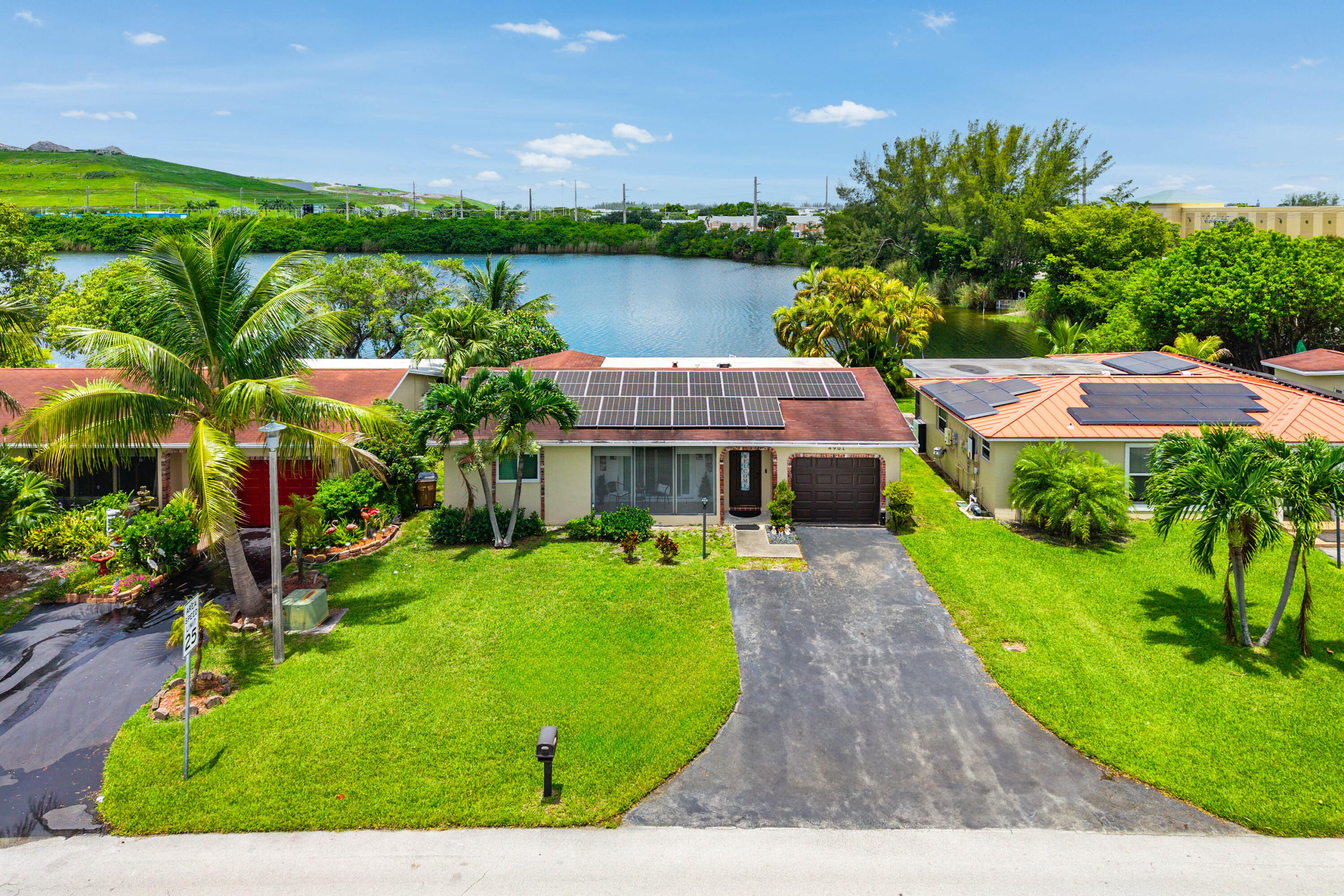 CRYSTAL LAKE 4TH SEC - Residential