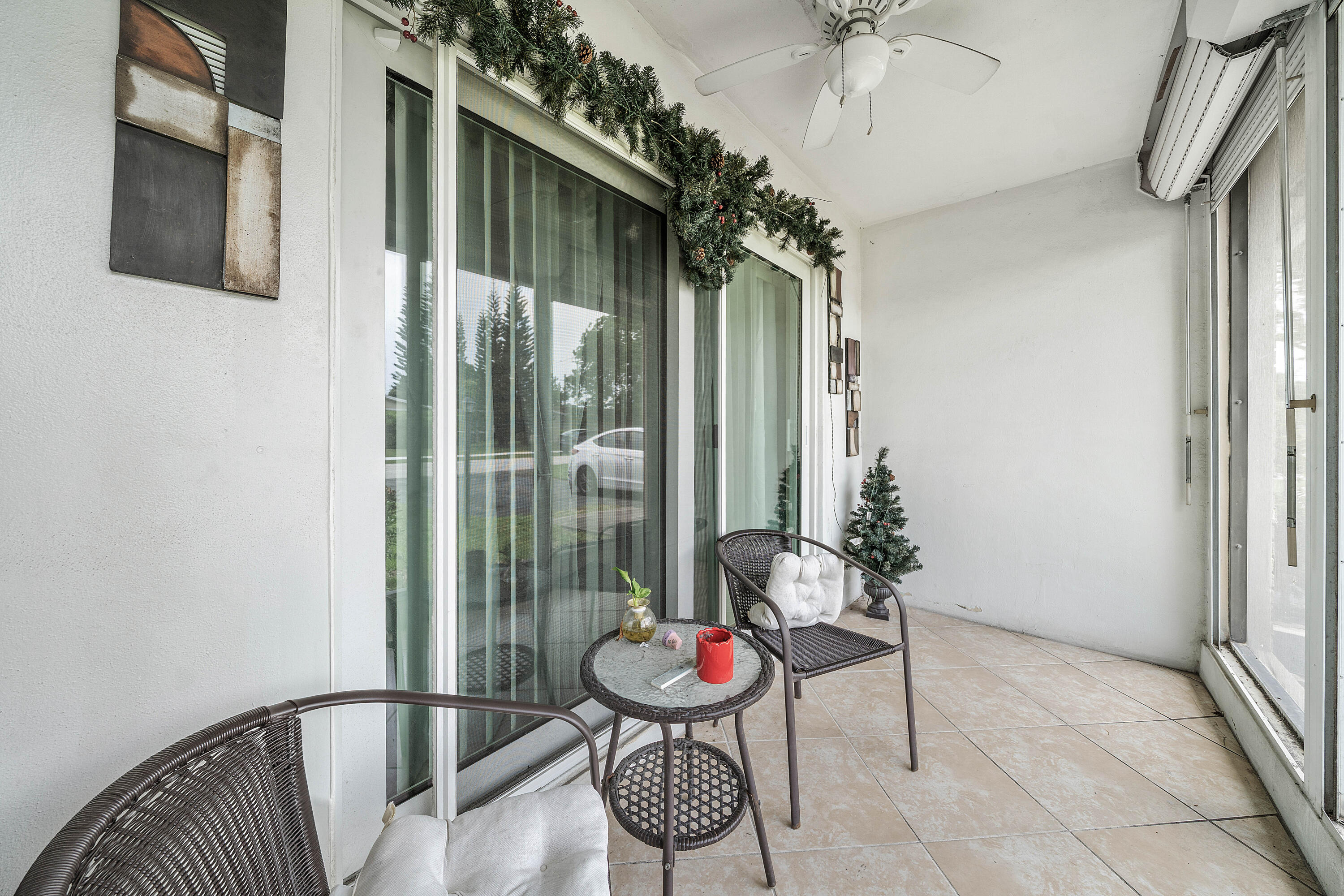CRYSTAL LAKE 4TH SEC - Residential