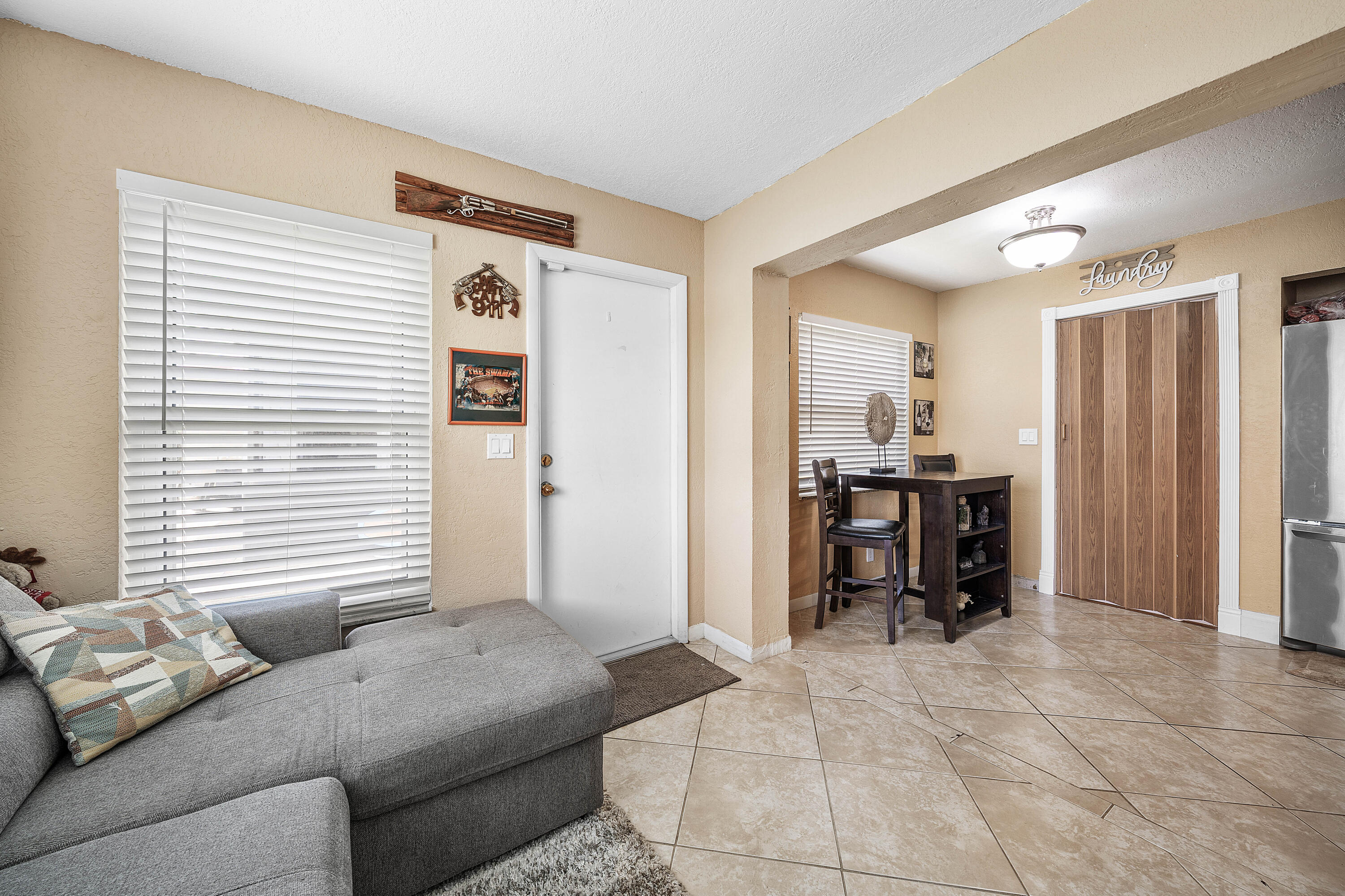 CRYSTAL LAKE 4TH SEC - Residential