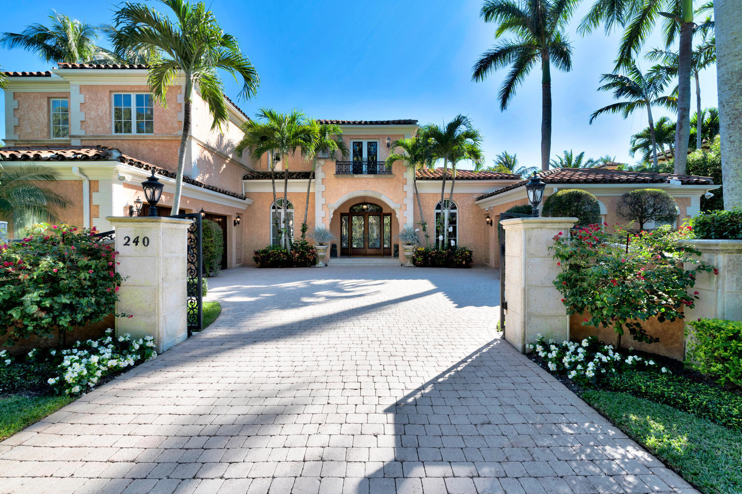 Elegant Mediterranean residence nestled in the beautiful Phipps Estates built by Dan Swanson. The only street in Palm Beach with a gated entrance. This home features marble staircase, magnificent 2-story marble foyer, exquisitely detailed 15' ceilings & architectural detail throughout. First floor master suite with his and her bathrooms, 4 guest suites, gourmet kitchen open to family room, covered outdoor dining terrace, Heated salt water pool, elevator, Entertainment bar, full house generator and a 3 car garage all on a prime North exposure.
