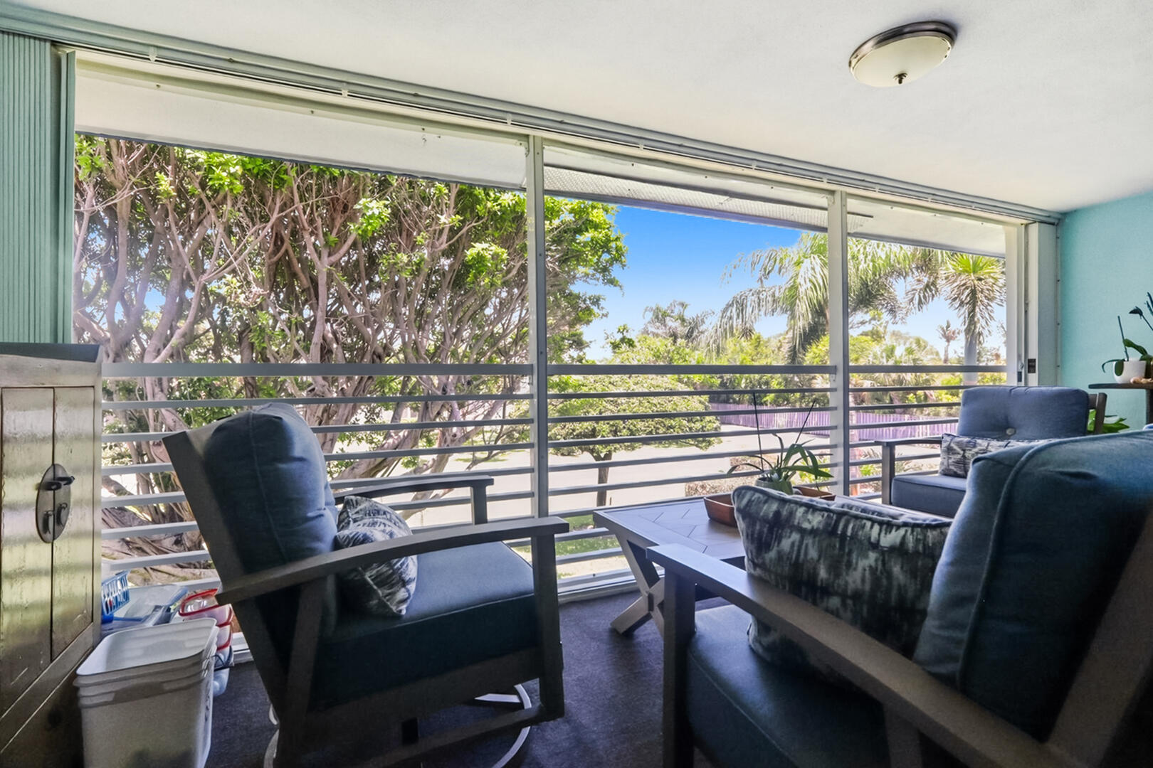 TEQUESTA GARDEN CONDO 8 - Residential