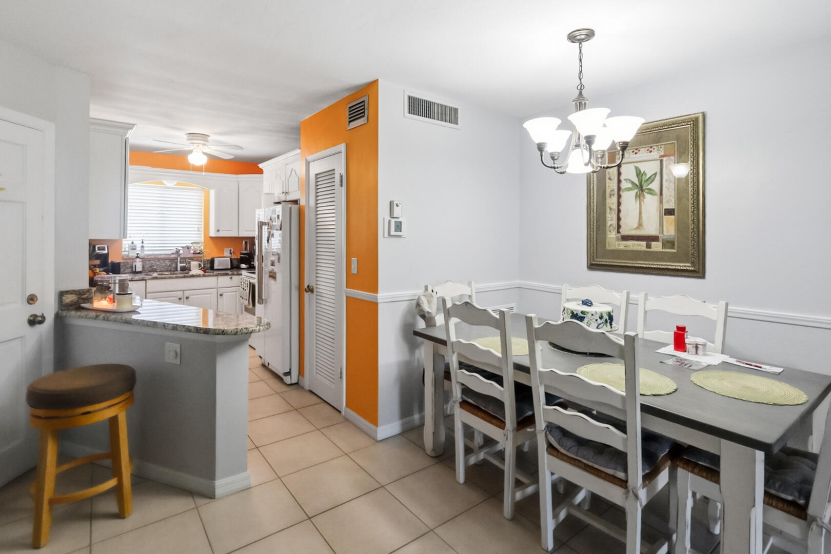 TEQUESTA GARDEN CONDO 8 - Residential