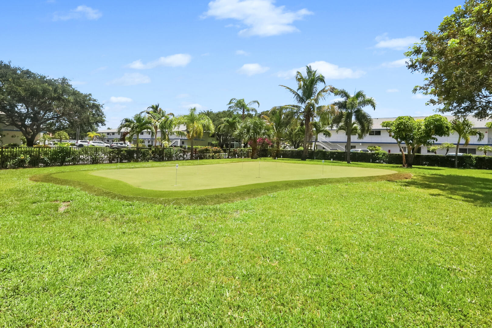 TEQUESTA GARDEN CONDO 8 - Residential