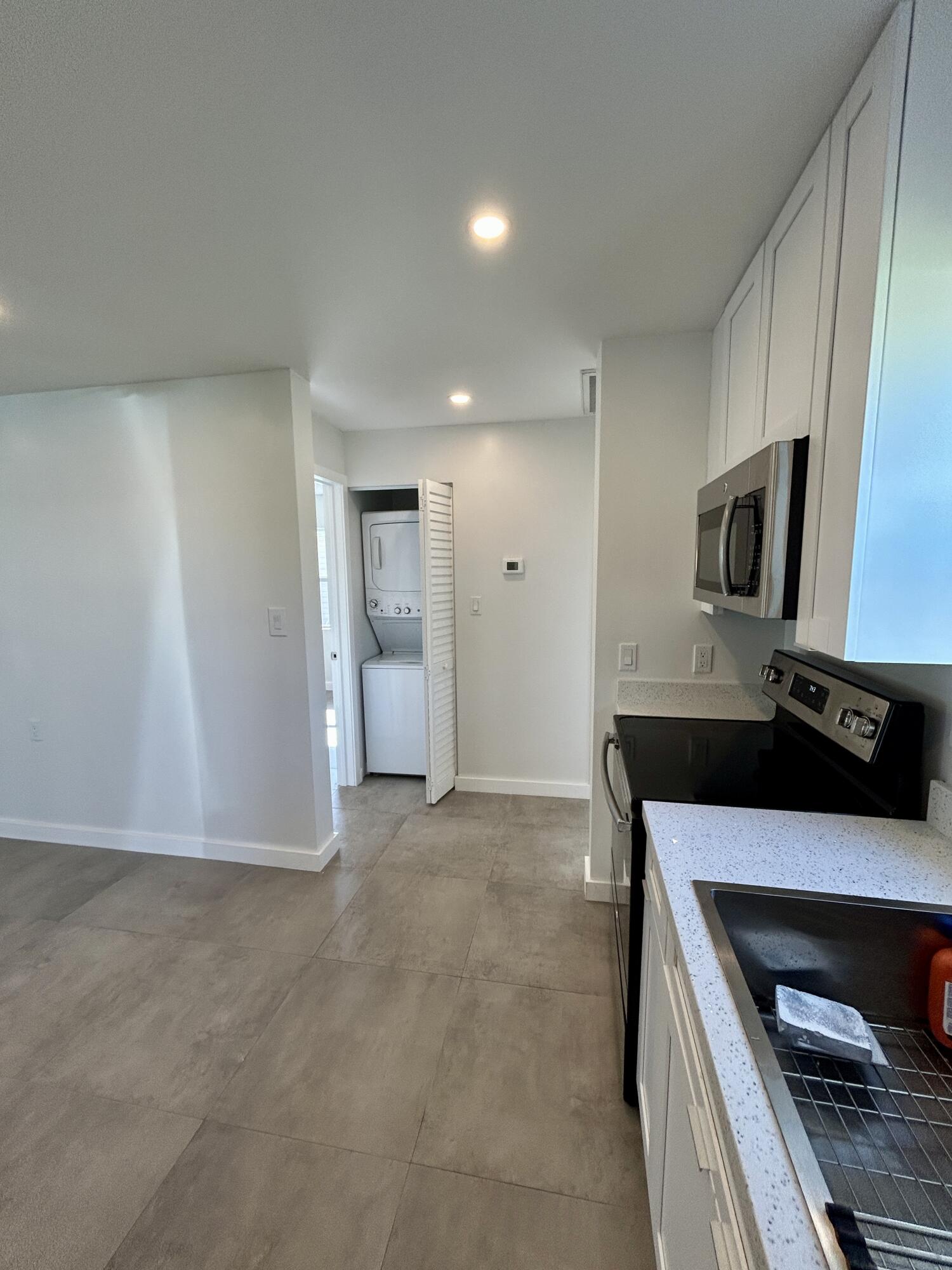 ADD TO BUCKHEAD RIDGE SUB - Residential Lease